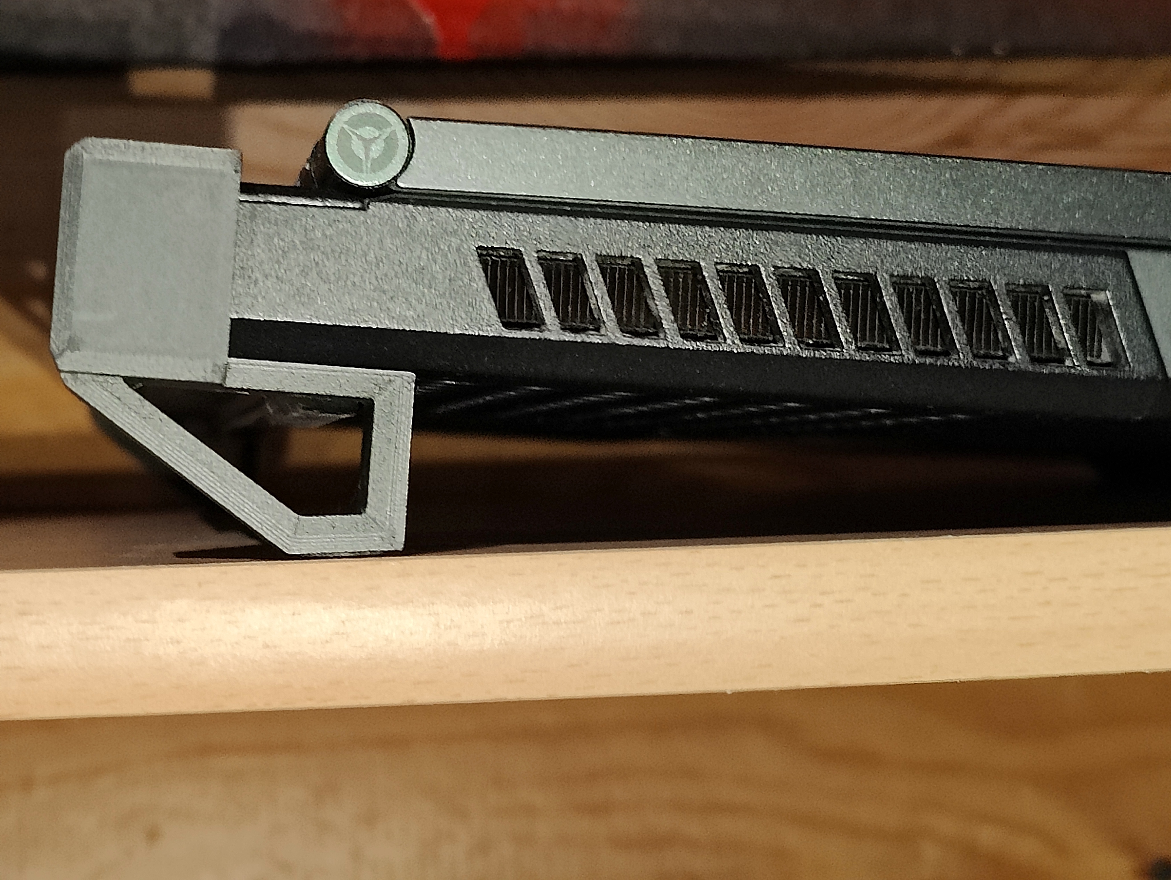 Lenovo Legion 5 Stand