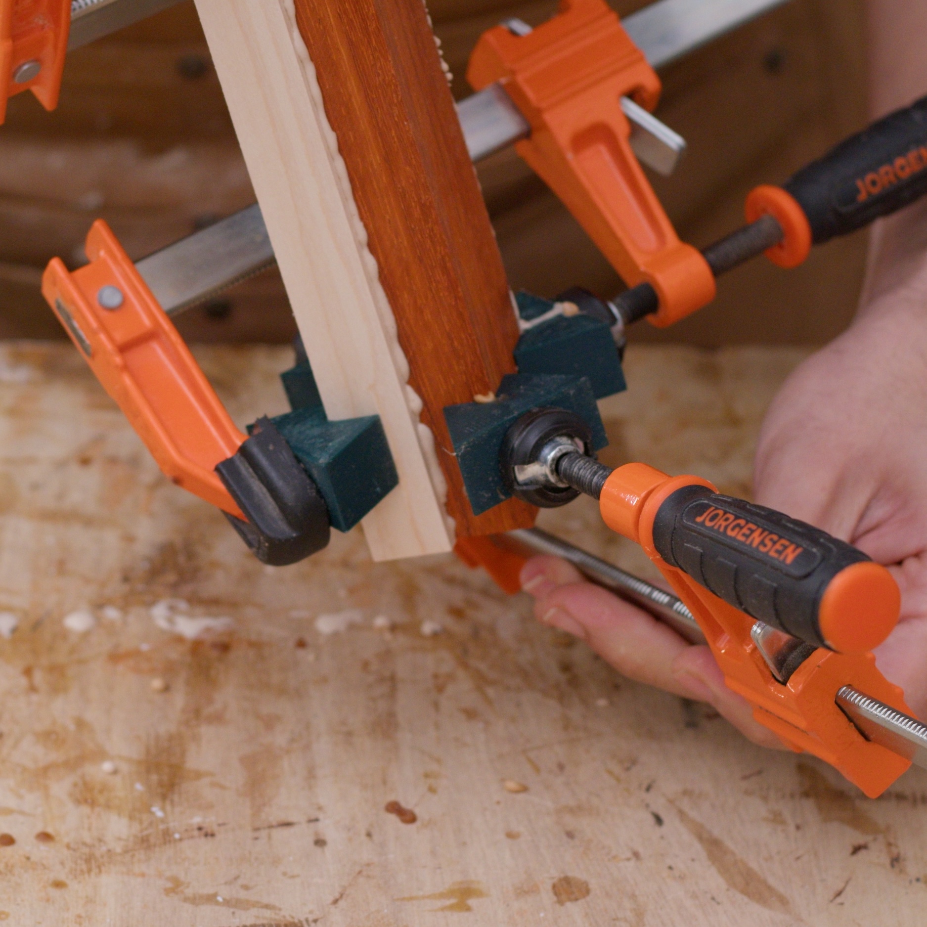 Bar Clamp Corner Adapter