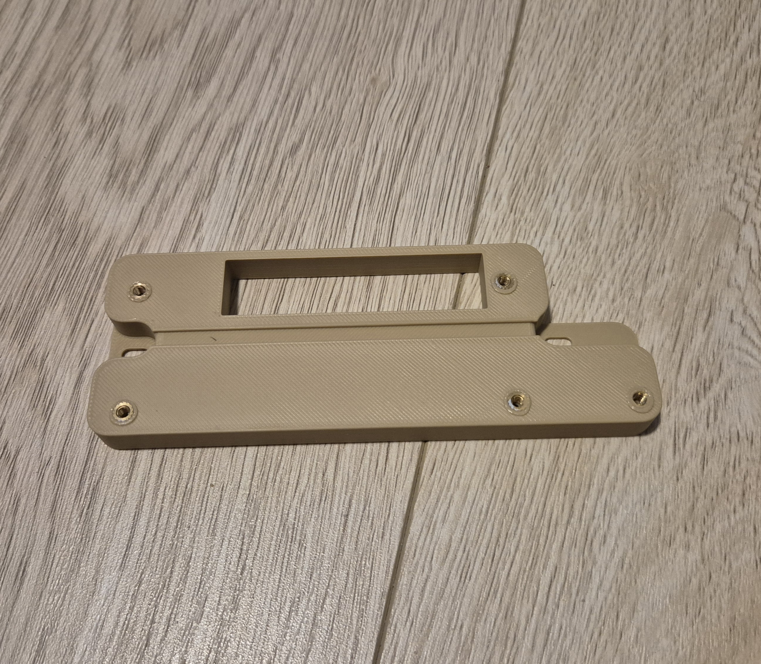 Vertical PCIe Riser Mount for Fractal Design Define 7/XL Cases