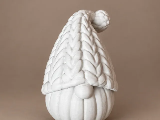 Knitted Hat Gnome – Decorative Figurine