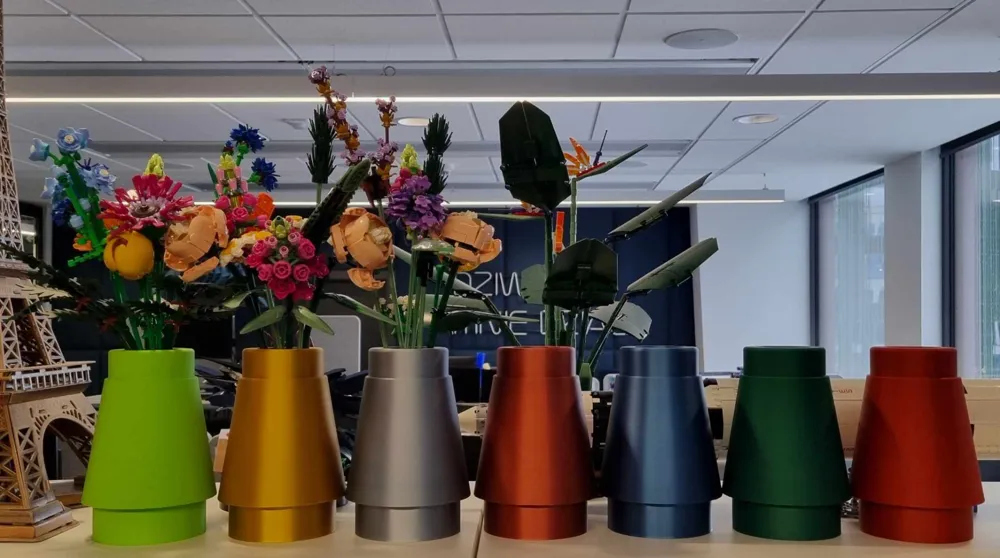 Vase for LEGO Flowers