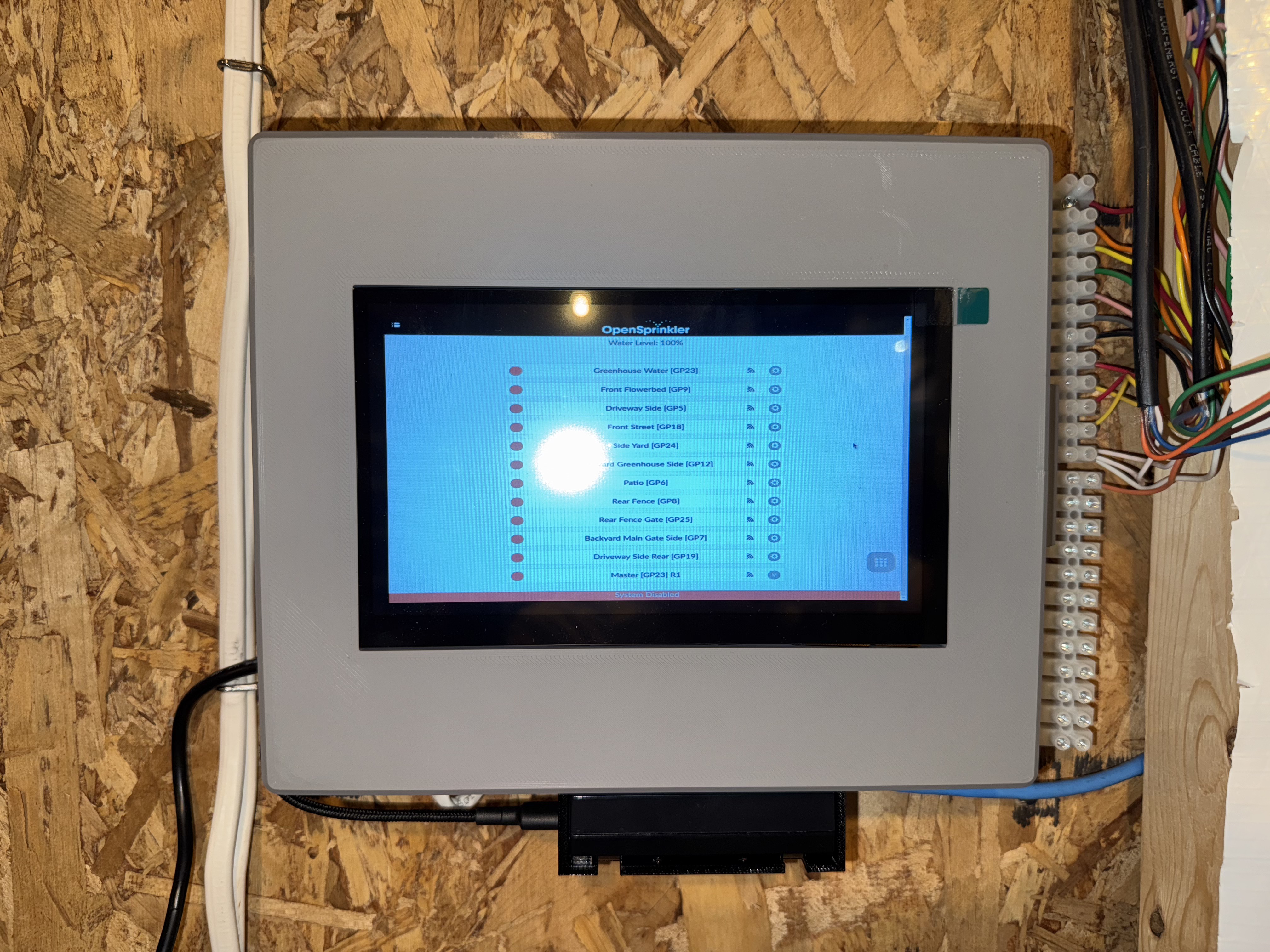 Open Sprinkler/Raspberry Pi 4B  7 Inch Touch Screen Enclosure/16 Relays