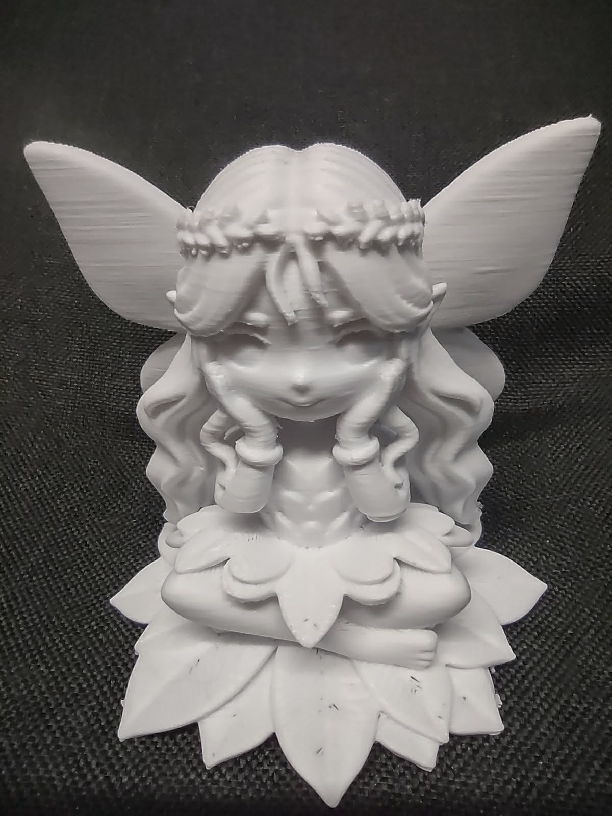 Detailed Fairy Sitting on Lotus Leaves Magical Garden Statue — thumbnail 2