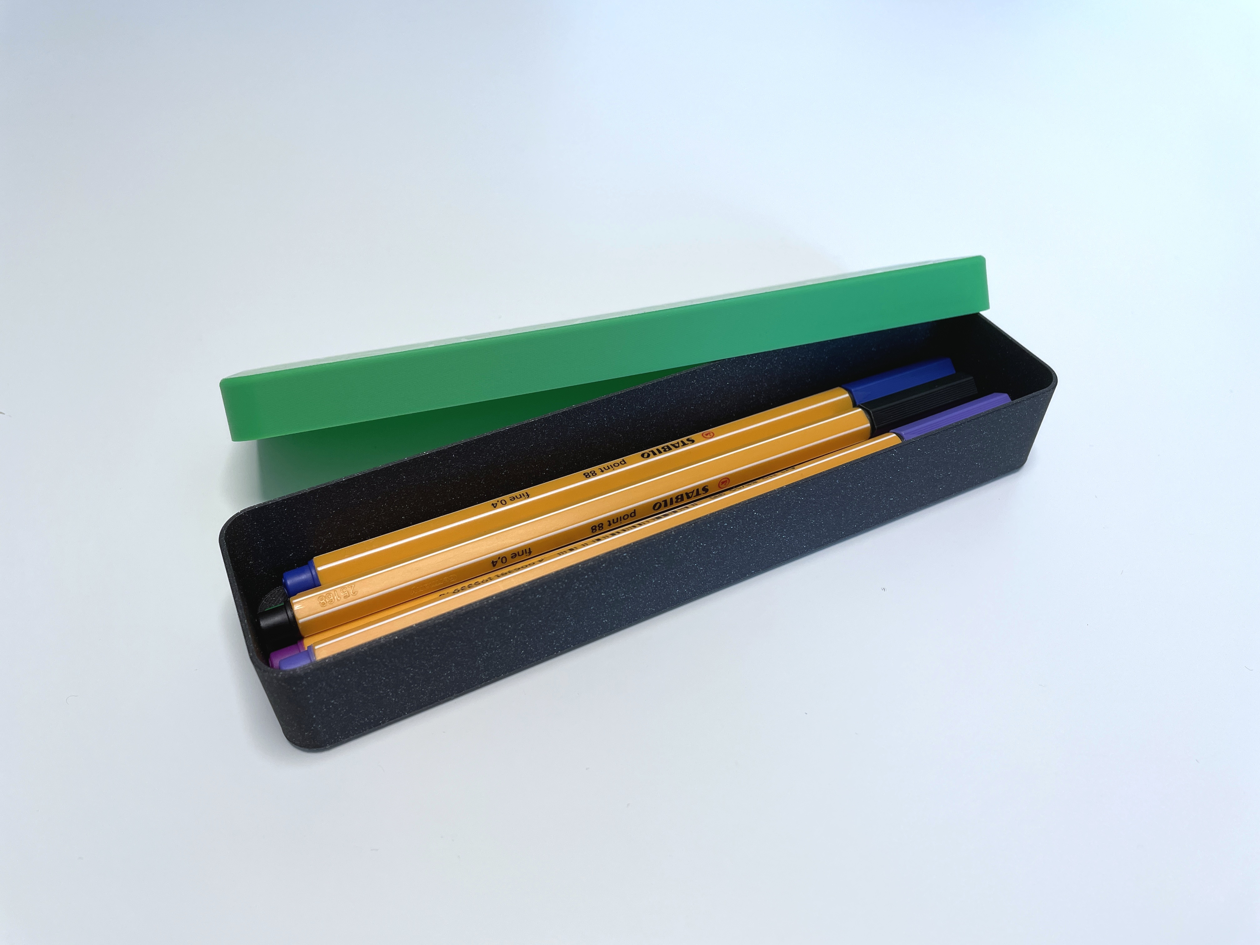Miniatura 2 do modelo 3D Simple Pencil Case