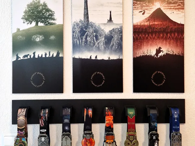 Medal Hanger (The Conqueror)