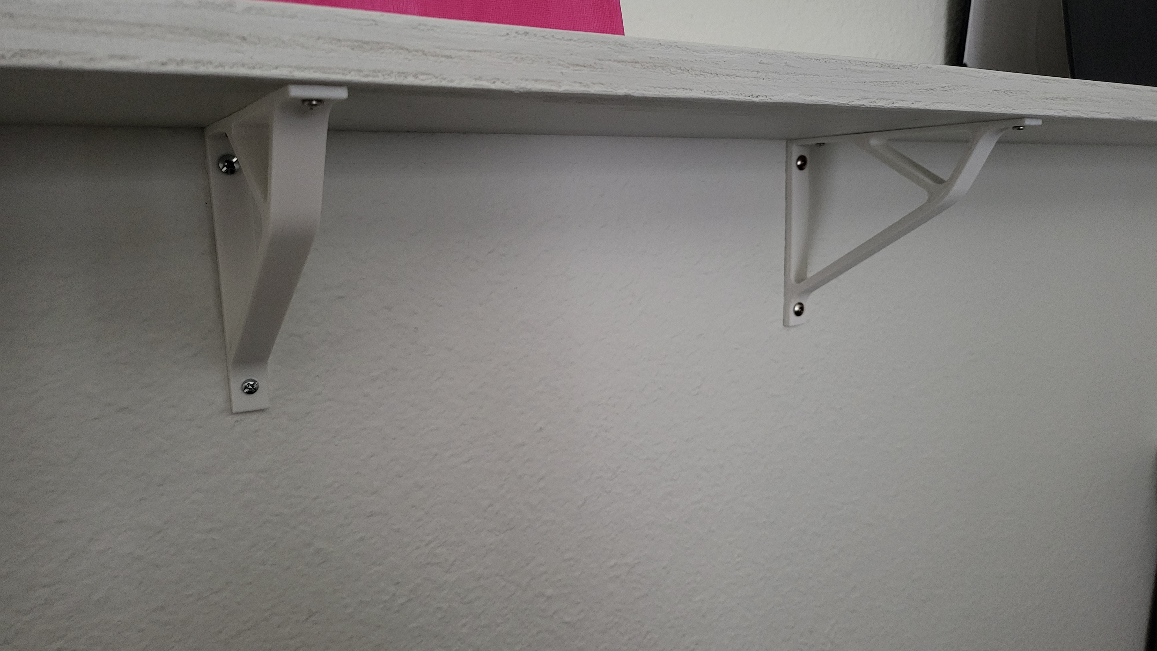 Miniatura 2 do modelo 3D Simple Shelf Bracket