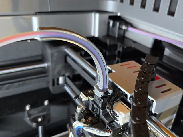 Extruder PTFE elbow tube guide