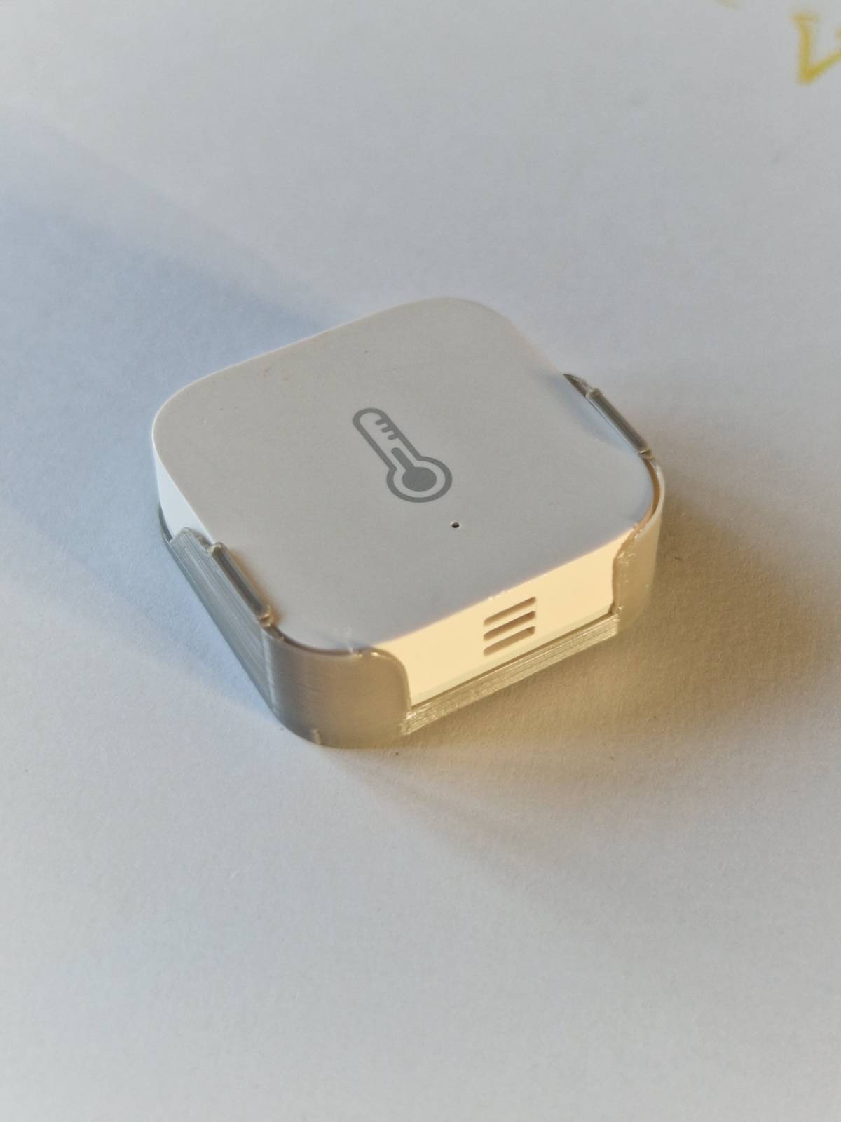 Xiaomi Aqara slim holder/mount