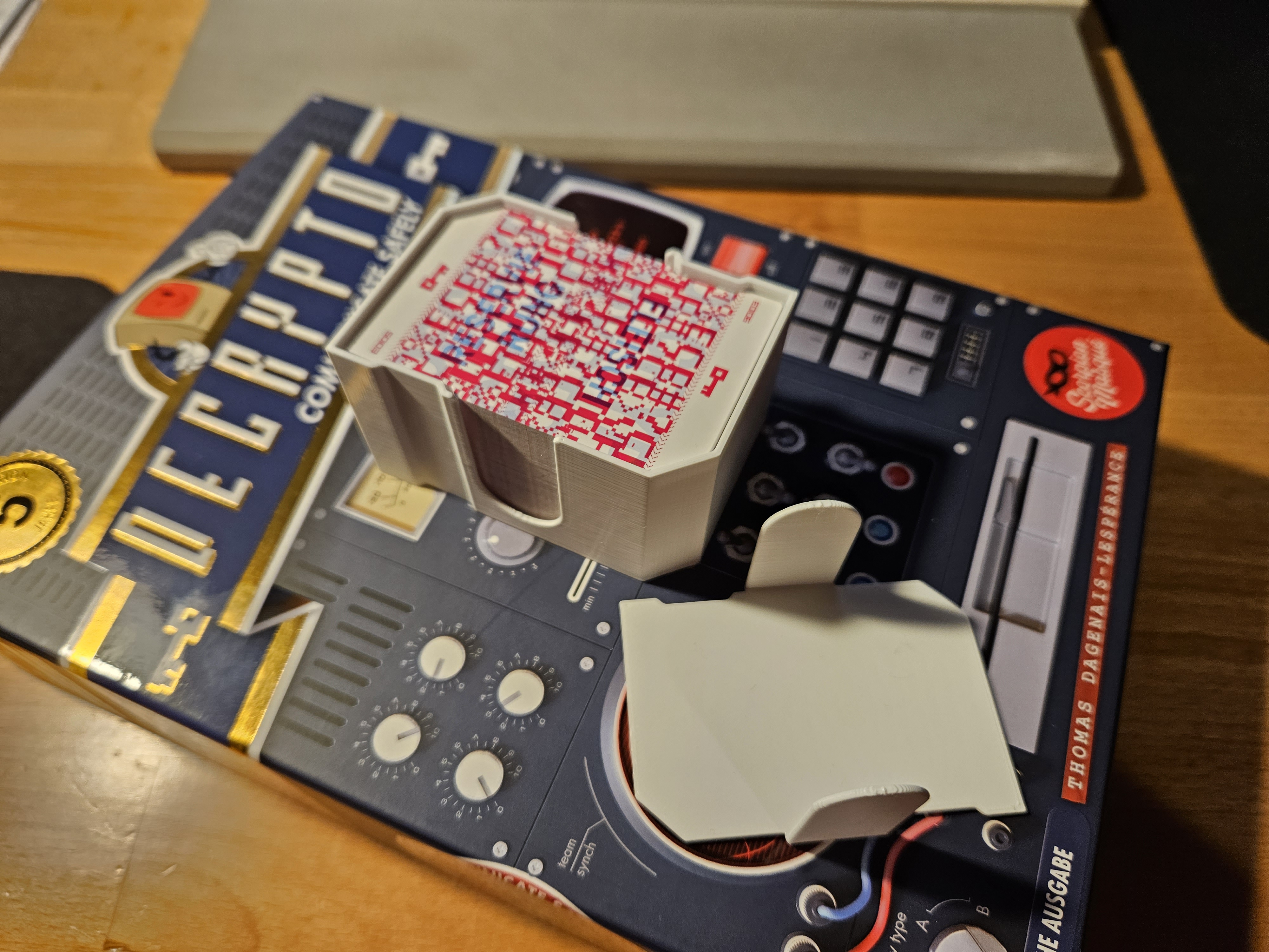 Decrypto Card Case