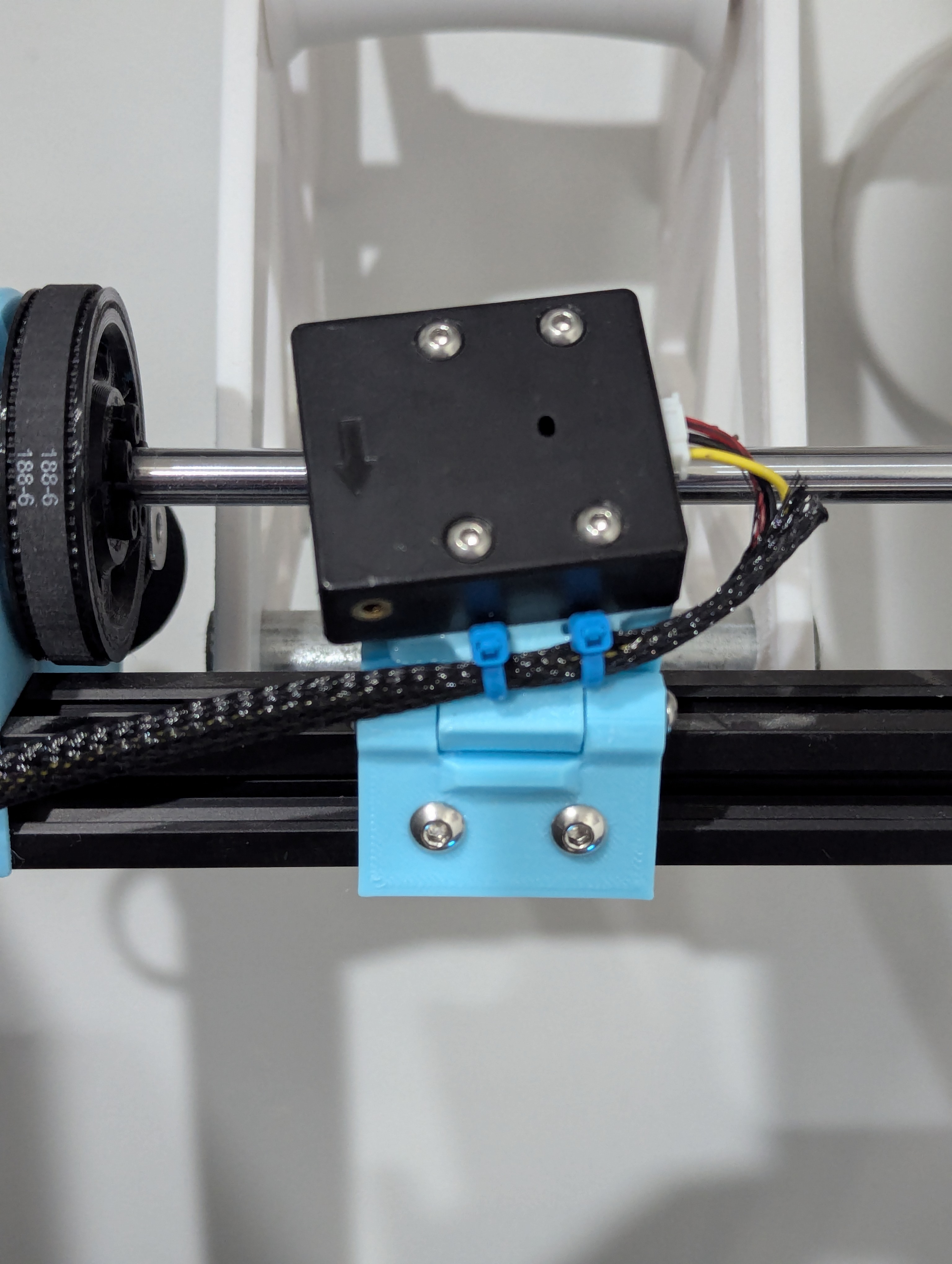 Updated Creality Runout Sensor Swivel Mount (Ender 3/Pro)