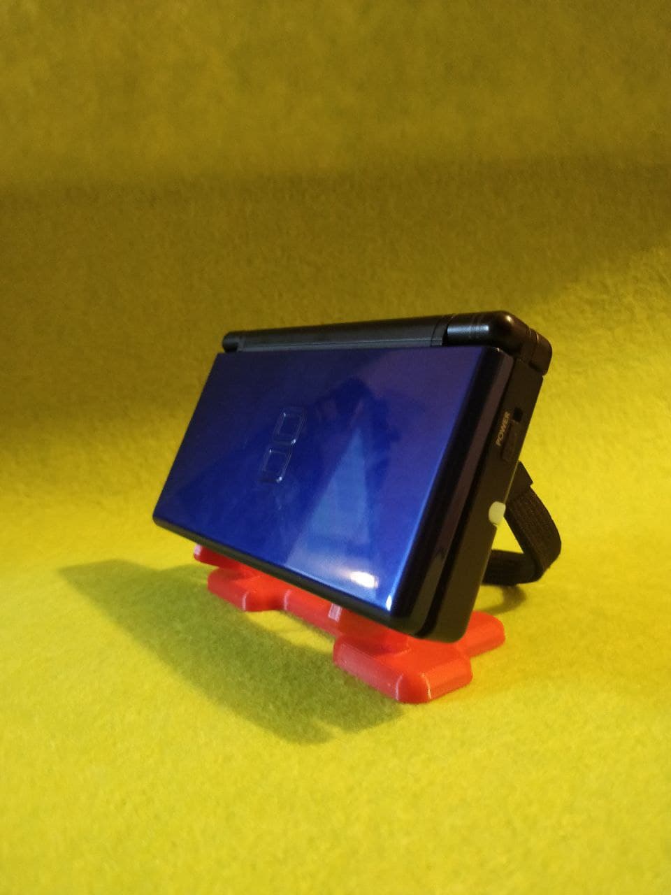 Miniatura 2 do modelo 3D NINTENDO DS LITE STAND