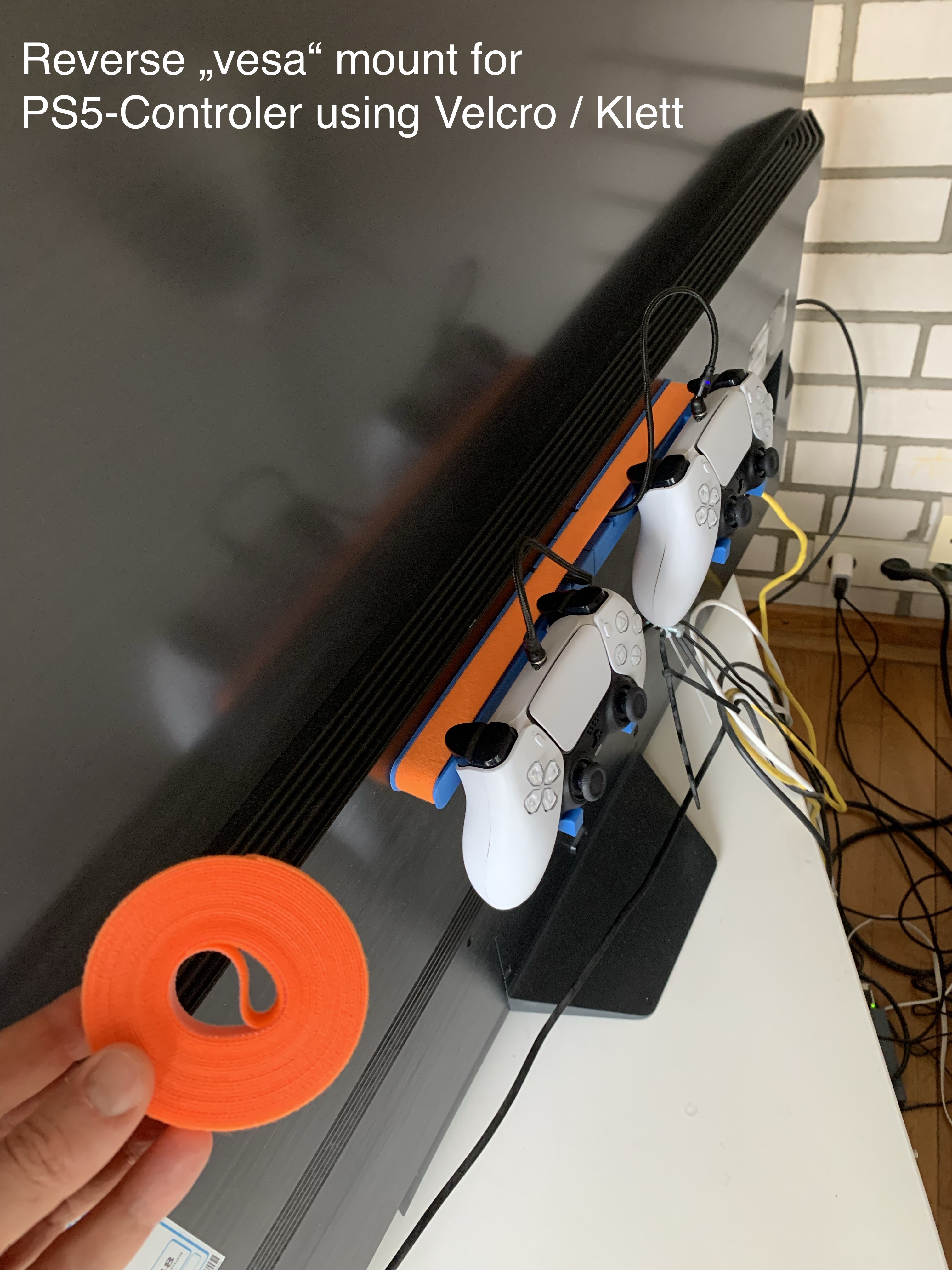 reverse vesamount mounted PS5Controller with cable management by