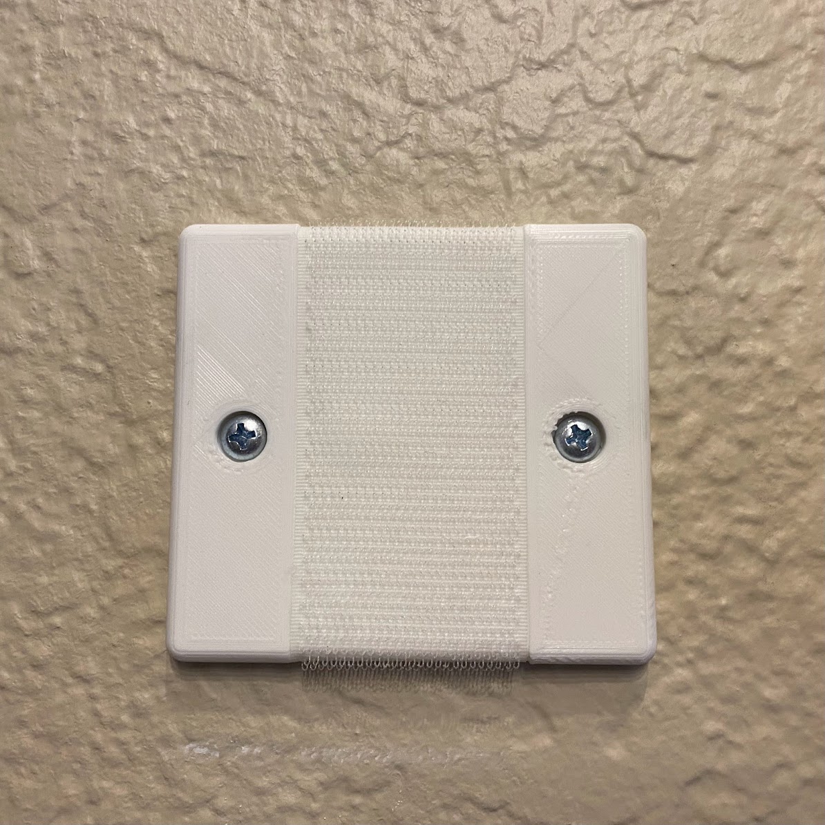 Velcro Wall Mount by jonozilla Download free STL model