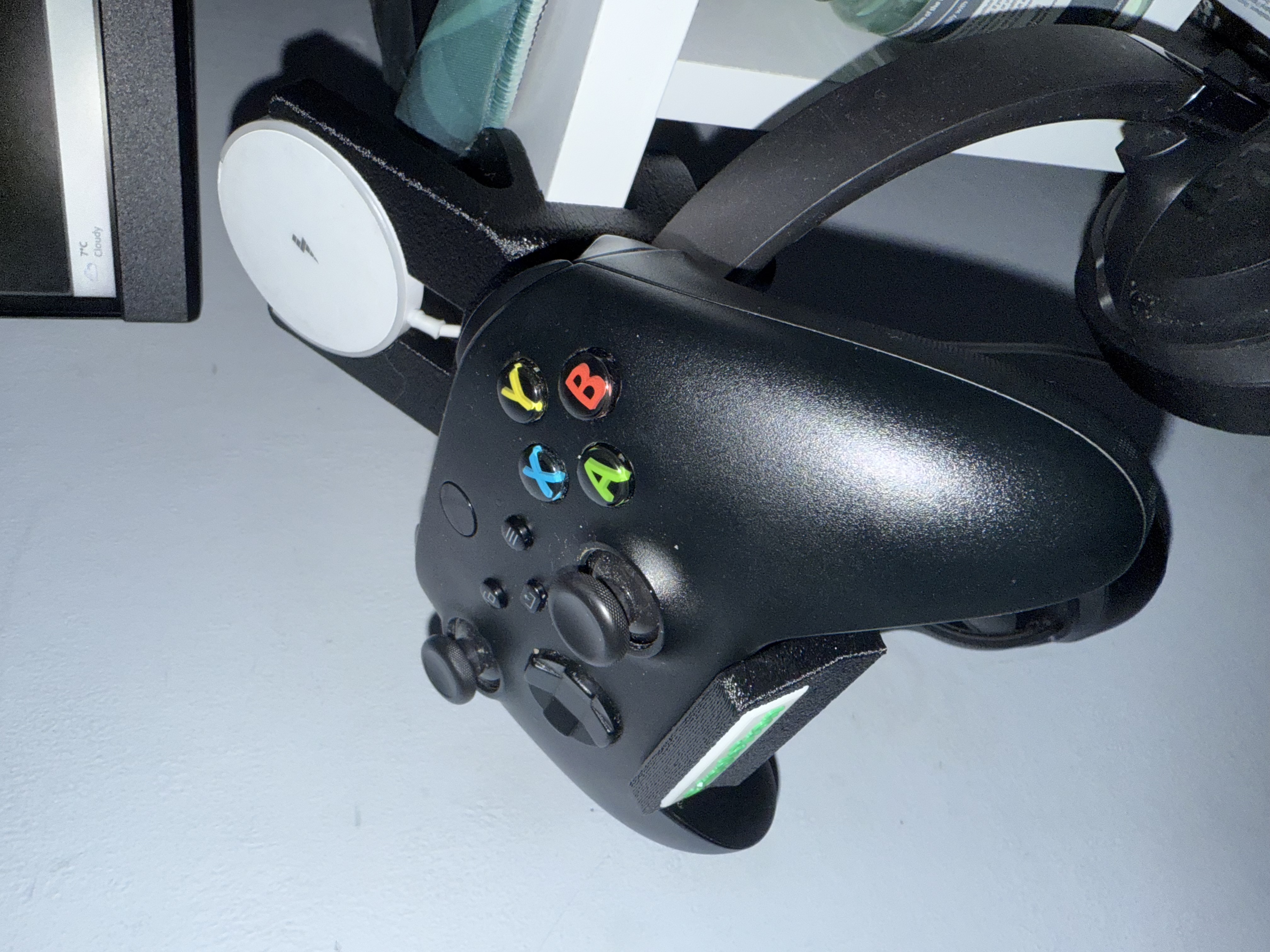 Customizable Headphone/Controller/Magsafe — thumbnail 2