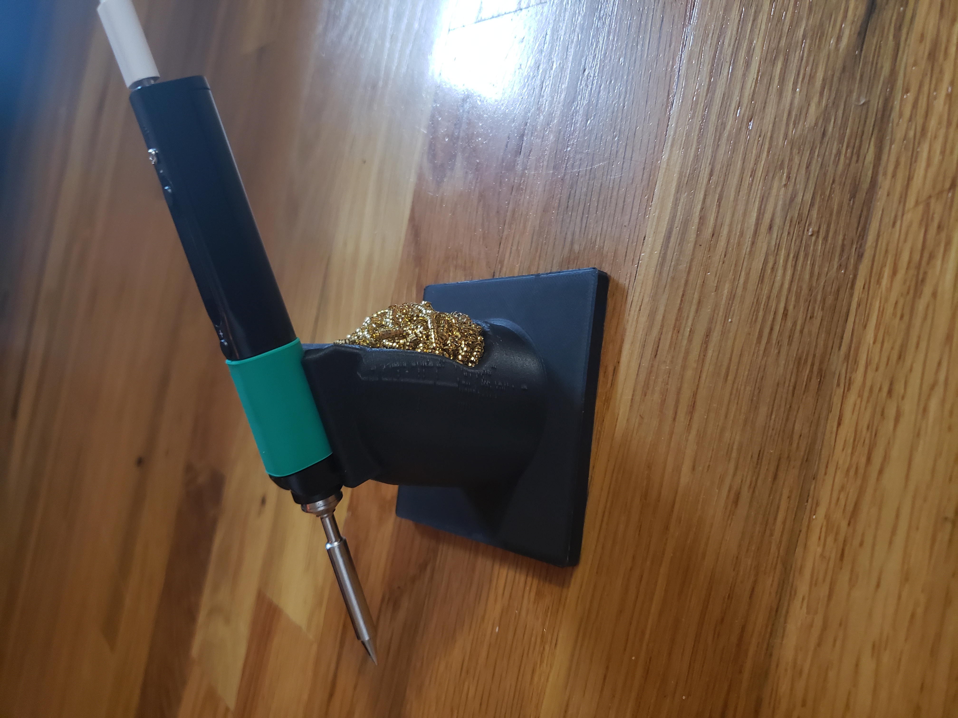Pinecil V2 Stand + Sponge Holder