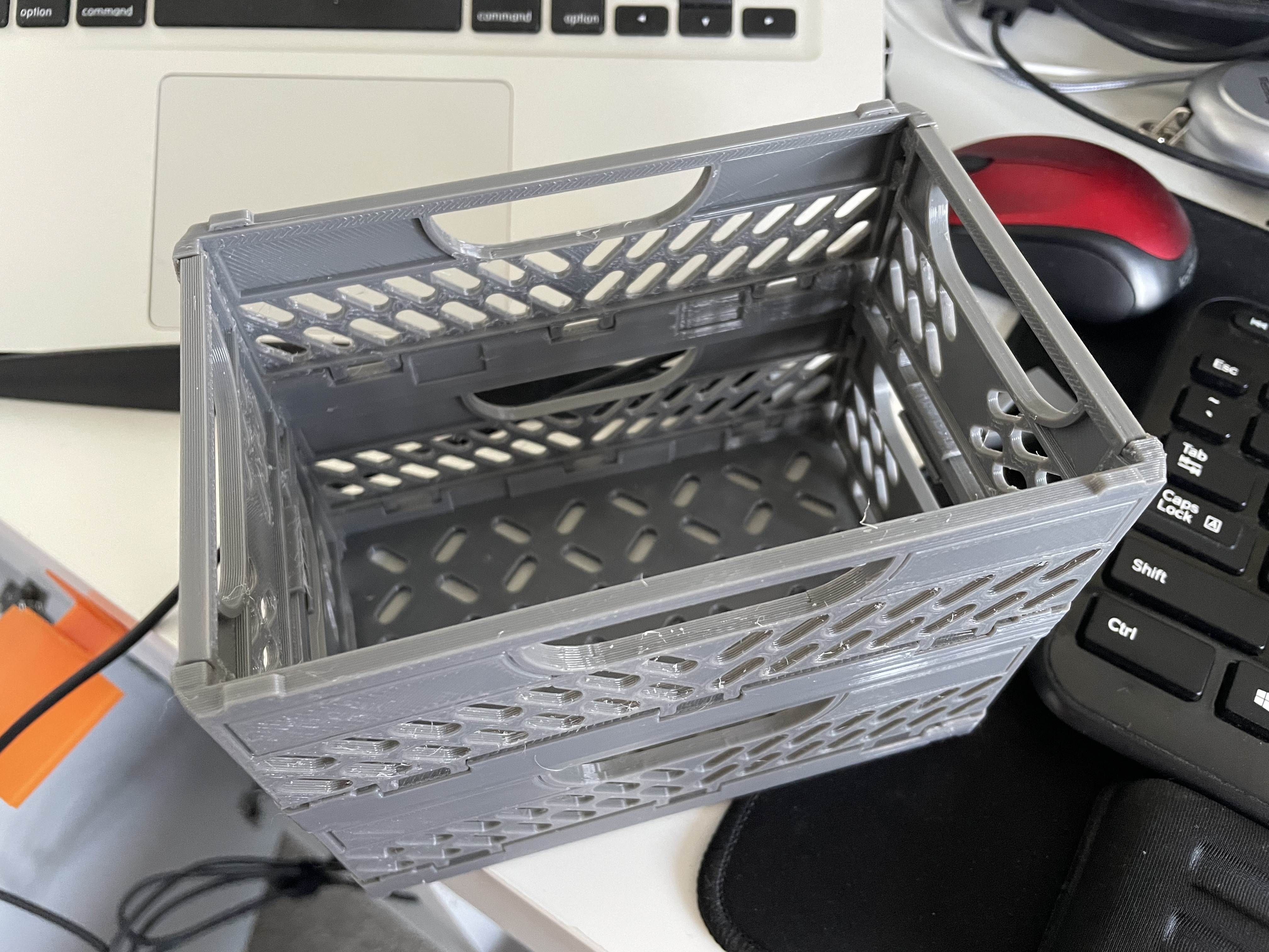 Bottomless extension for stackable crates