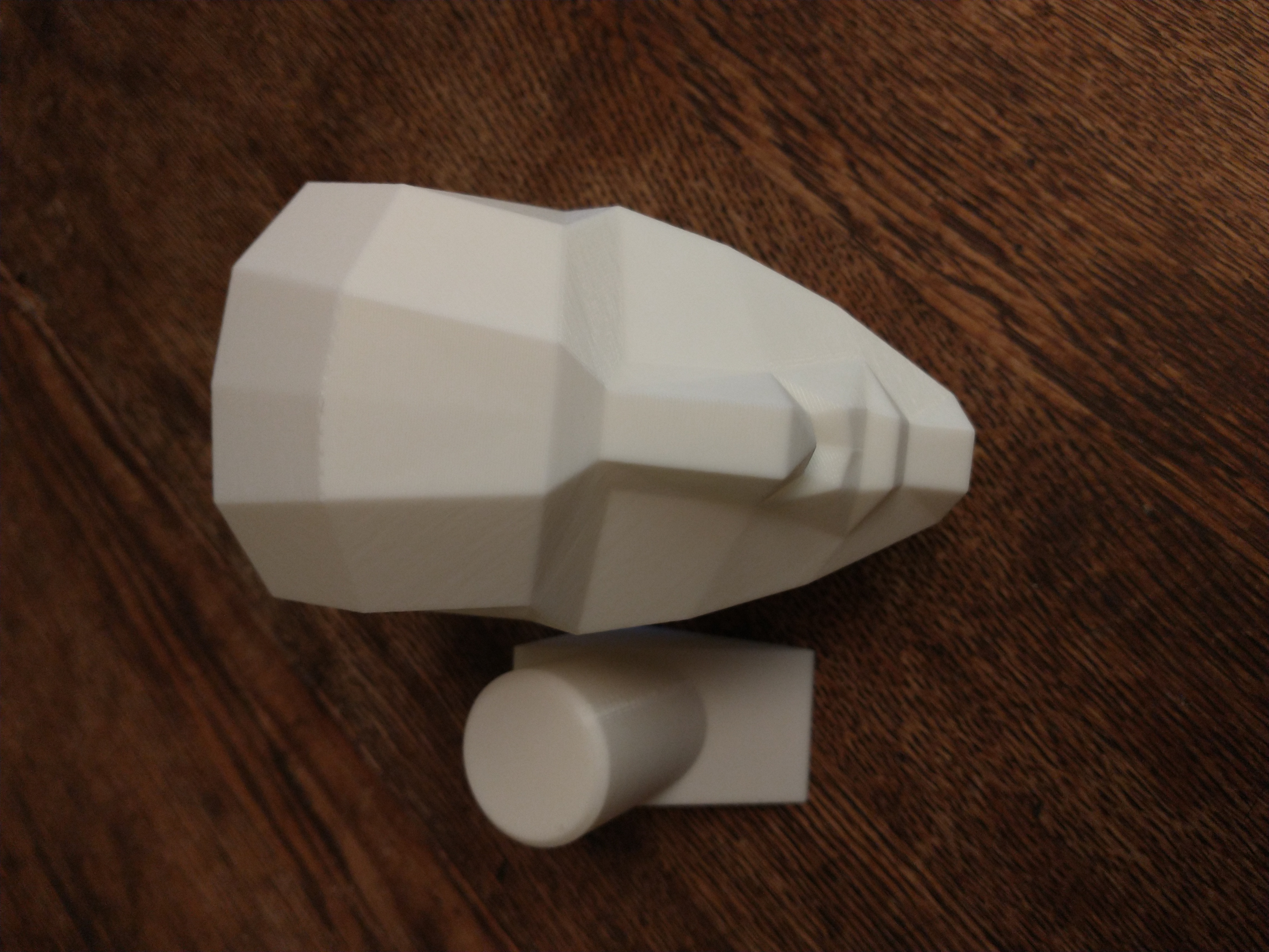 Miniatura 2 do modelo 3D Low-Poly Planar Head