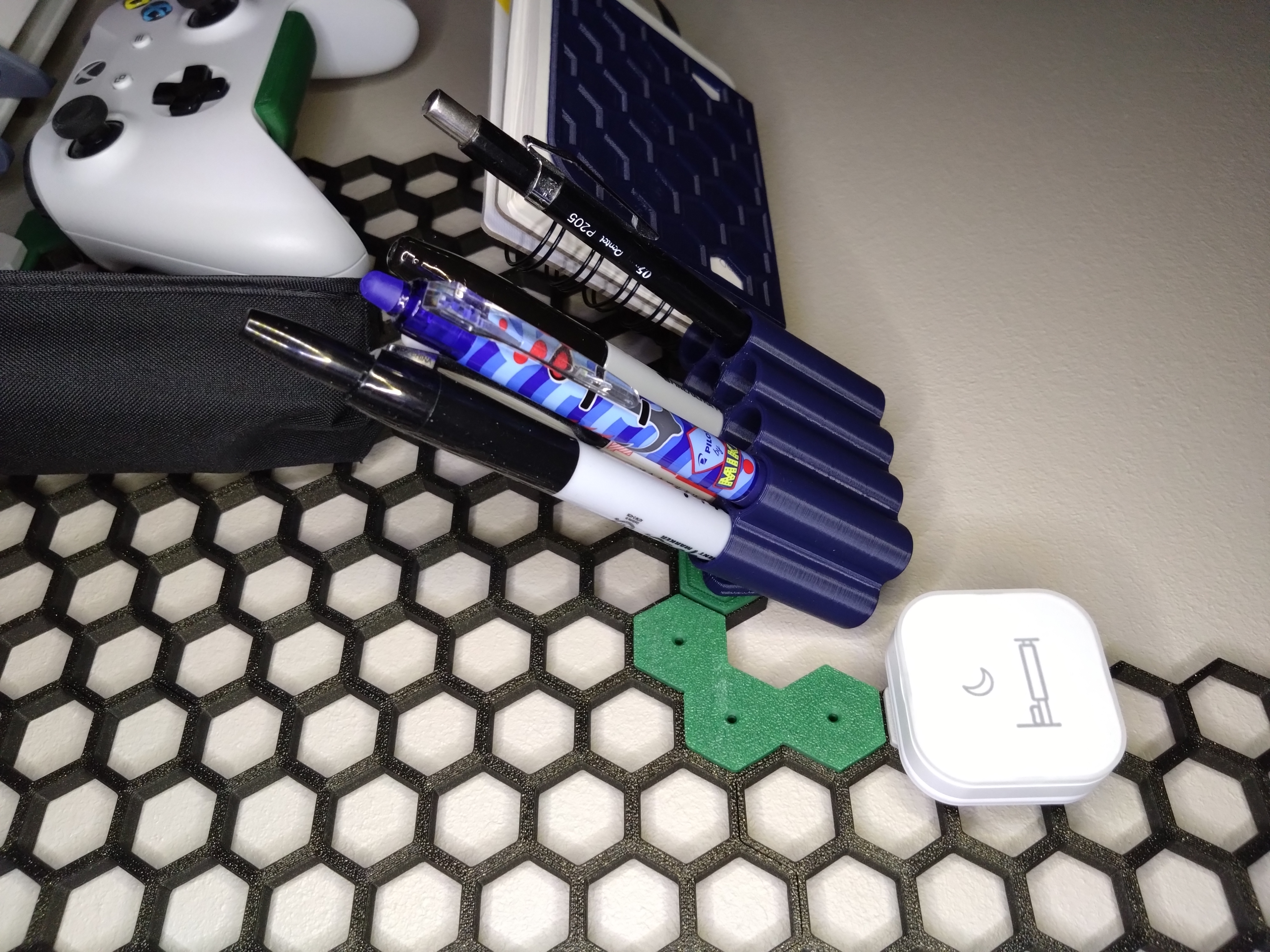 Pen holder for HSW