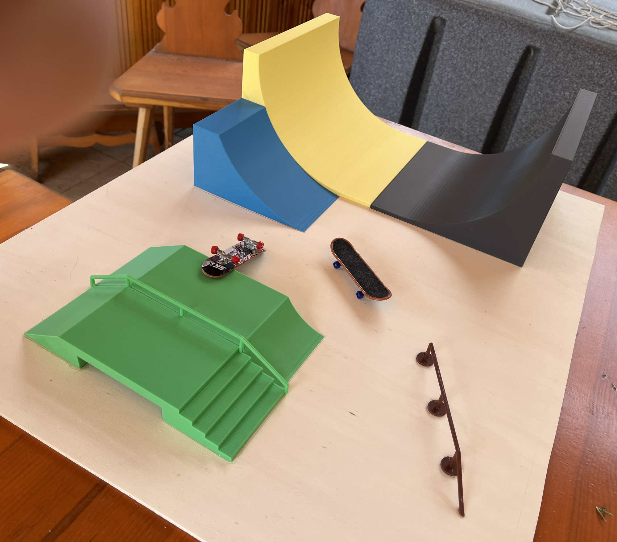 Fingerboard skatepark by romcoromcoromco Download free STL model