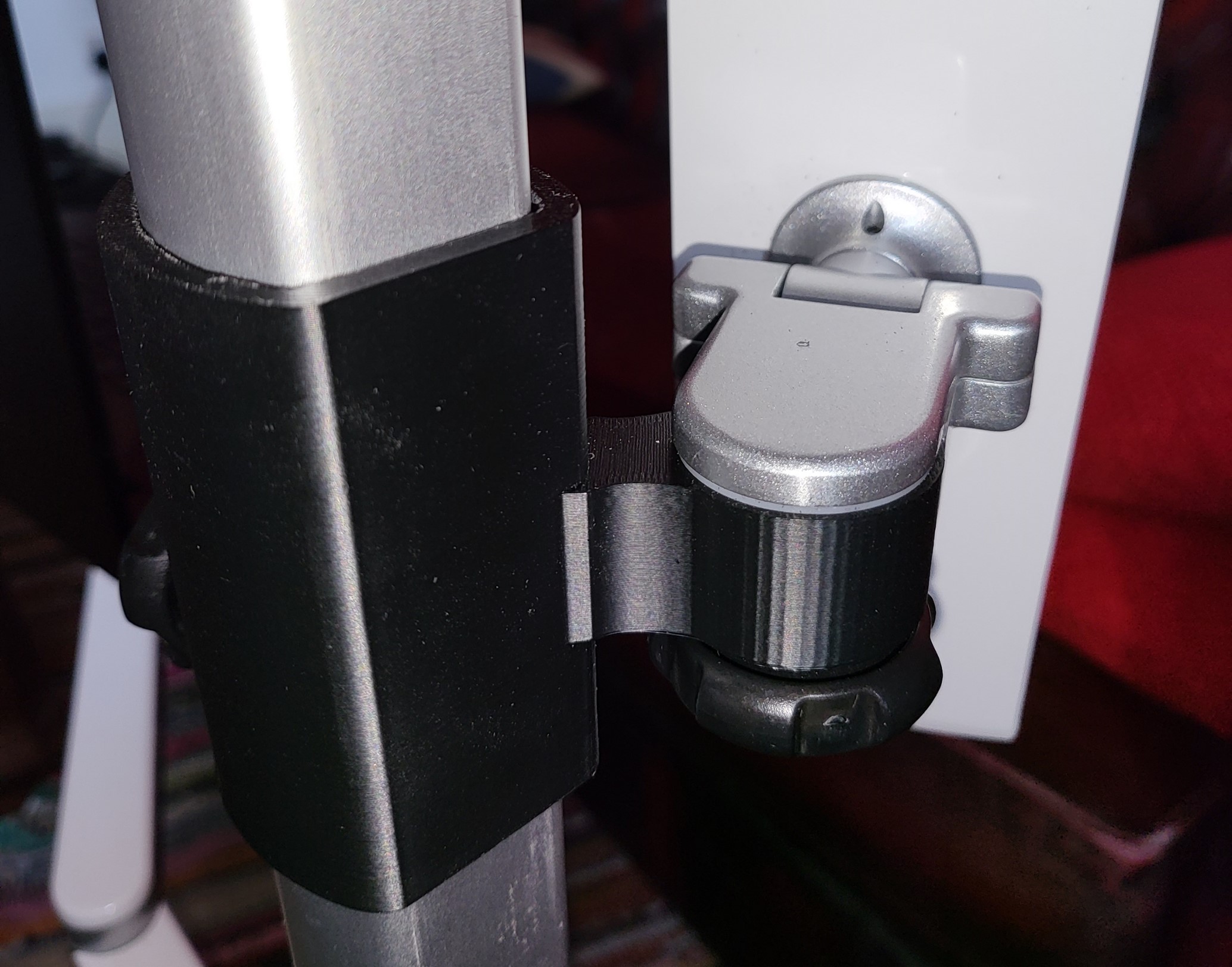 ThingyClub mount to fit second monitor / tablet