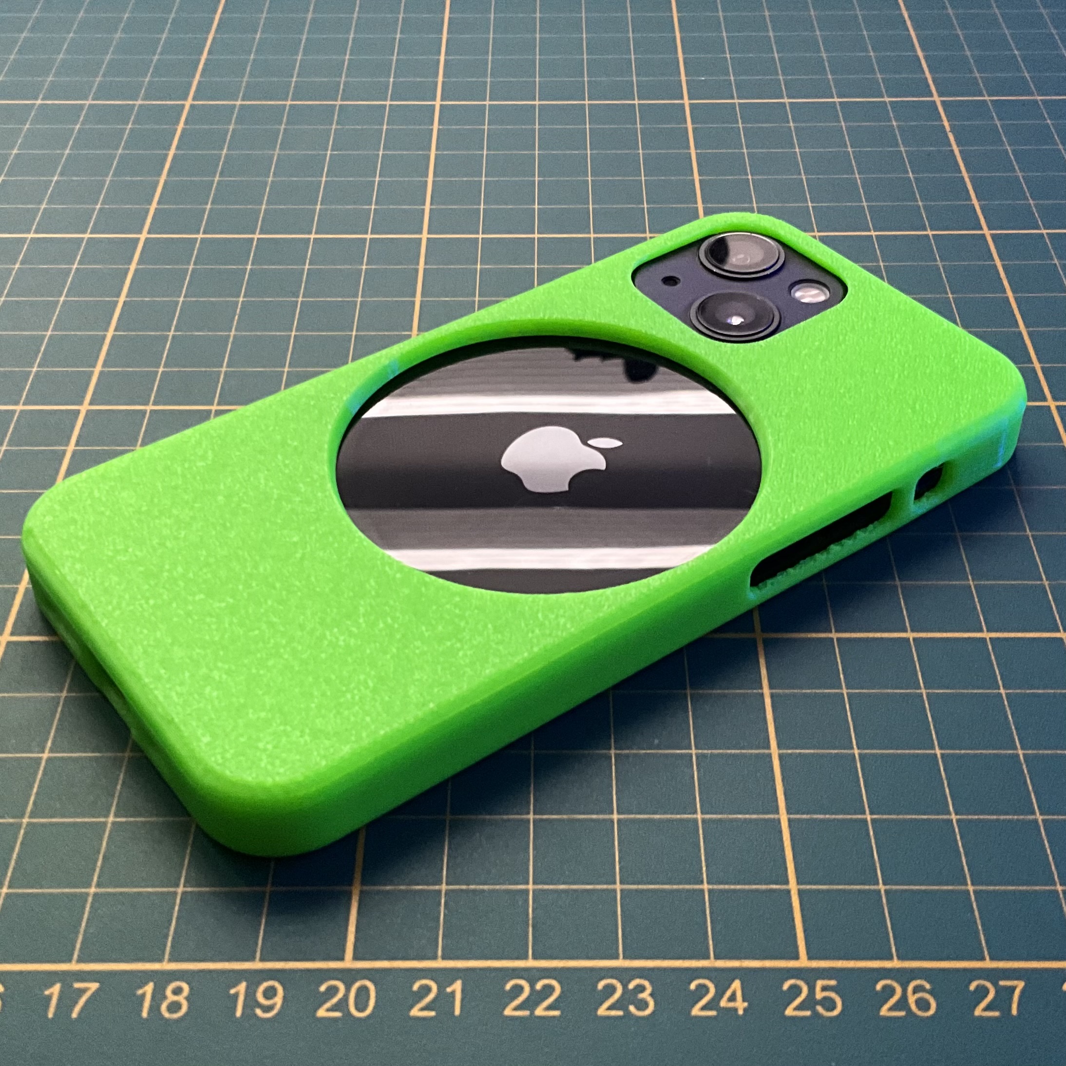 Miniatura 6 do modelo 3D iPhone 13 Mini Case - various Editions