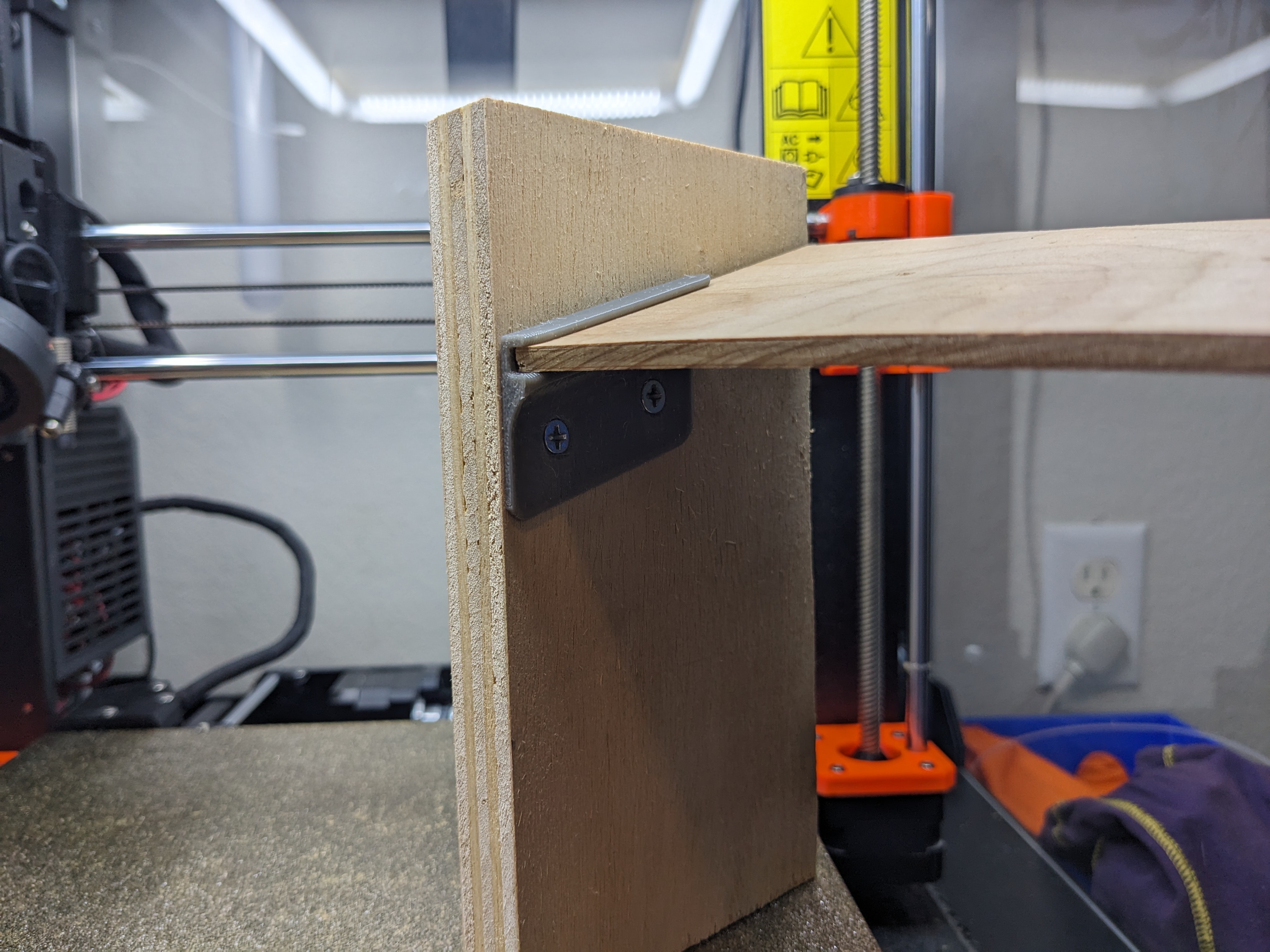 Customizable Angled Slide-in Shelf Bracket