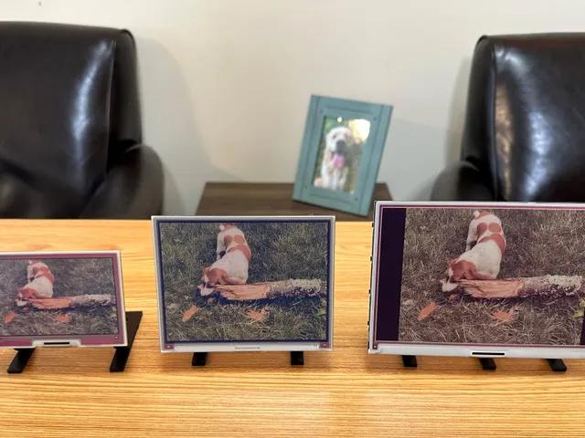 PiInk - A Raspberry Pi Powered E-Ink Picture Frame