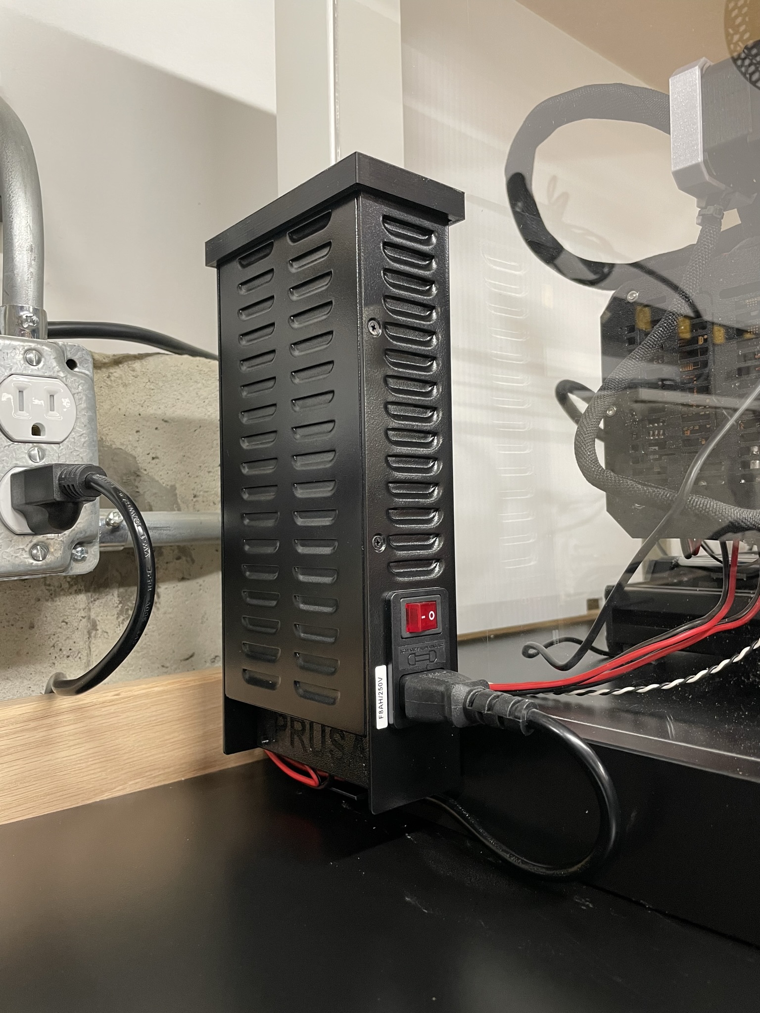 Prusa MK3 MK4 Power Supply (PSU) Enclosure Mount Brackets von Vincent ...