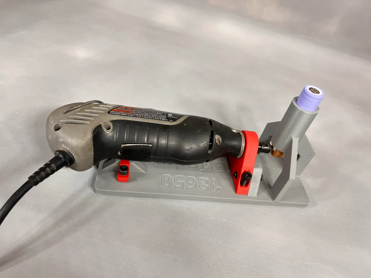 18650 Grinder Jig (Dremel) by GrumpyNinja64 | Download free STL