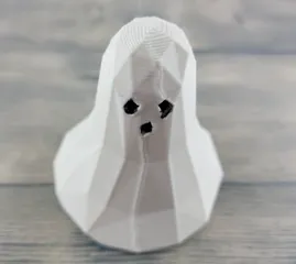 Low poly Geist