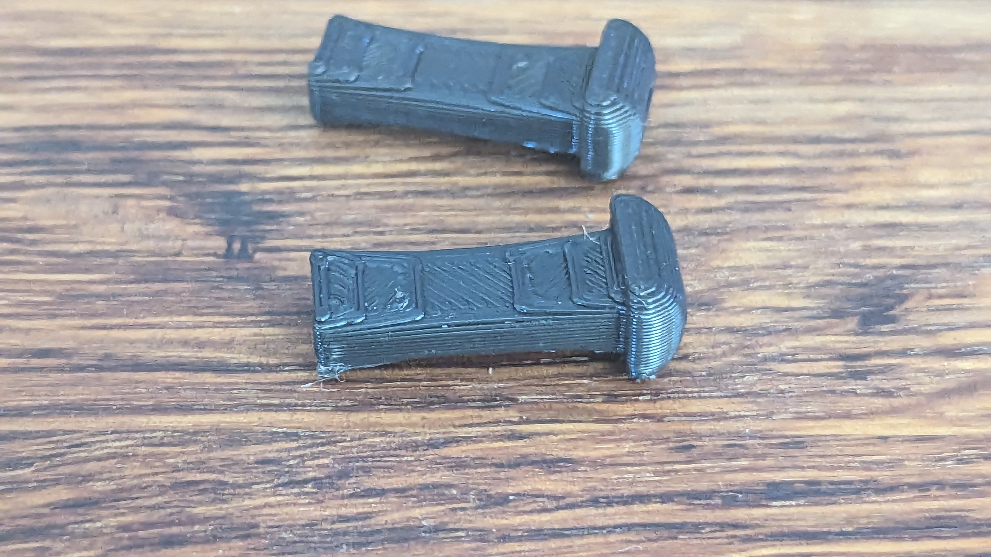 Emergency Zipper Pullers