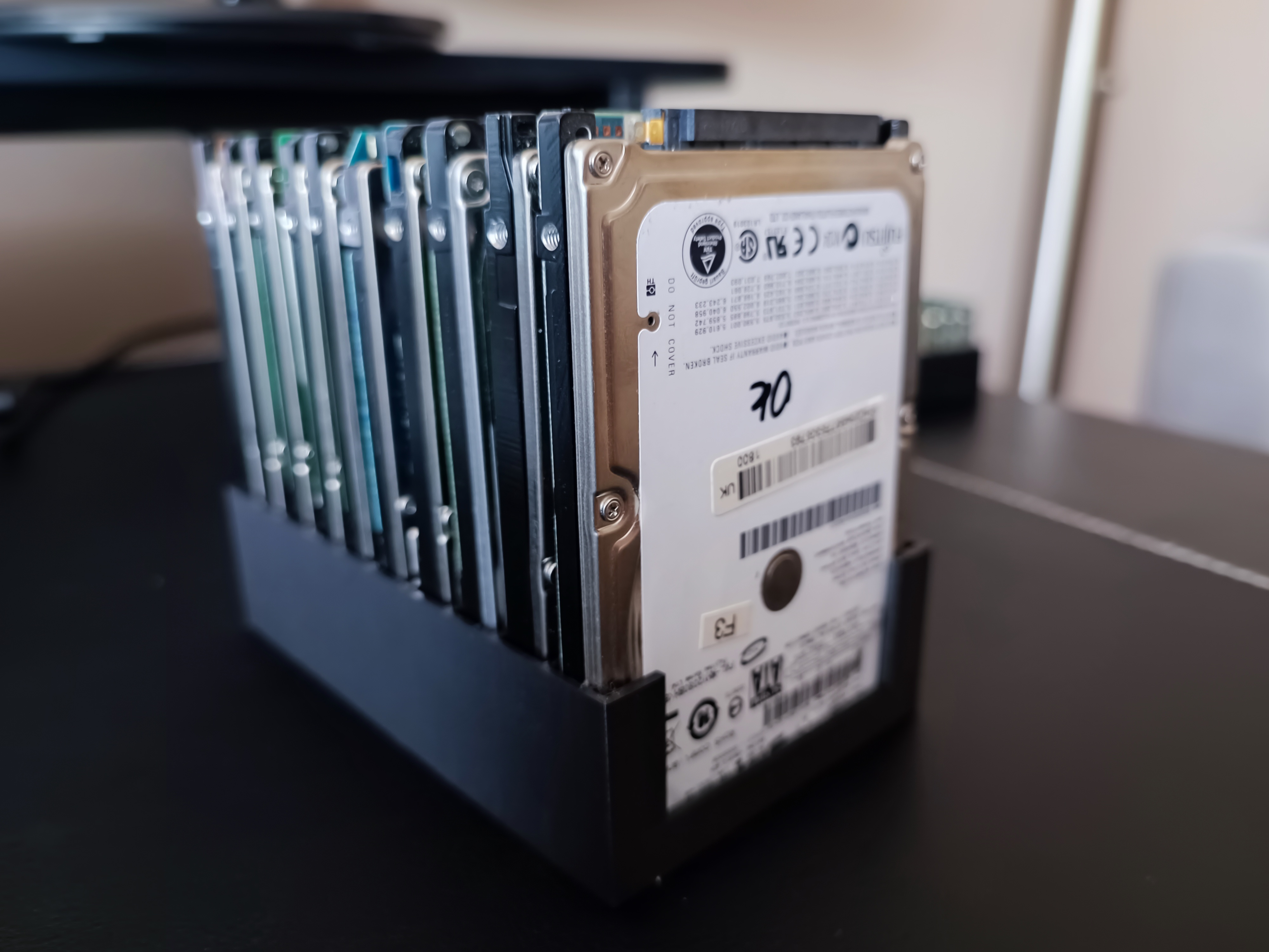 Disk holder