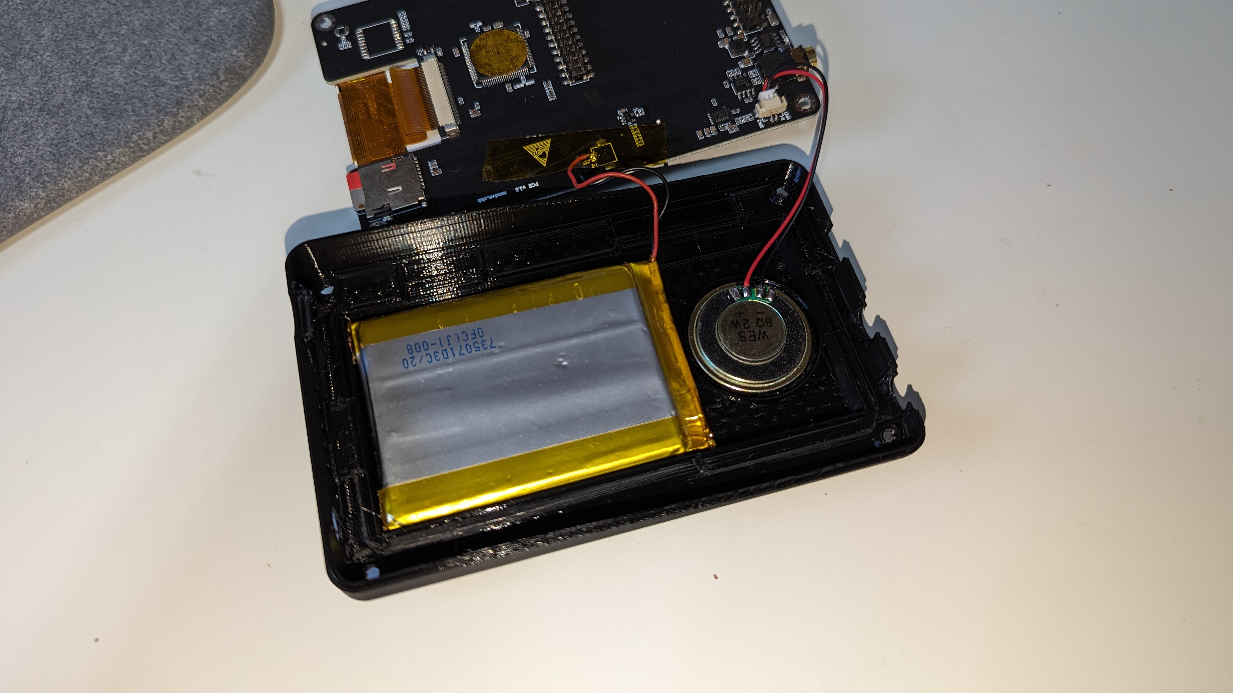 HackRF Portapack H2 lower case with battery and speaker by mojo2600 ...