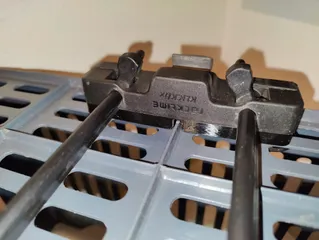 Plates to Mount an Urban Proof Crate on a Racktime Snapit Adapter