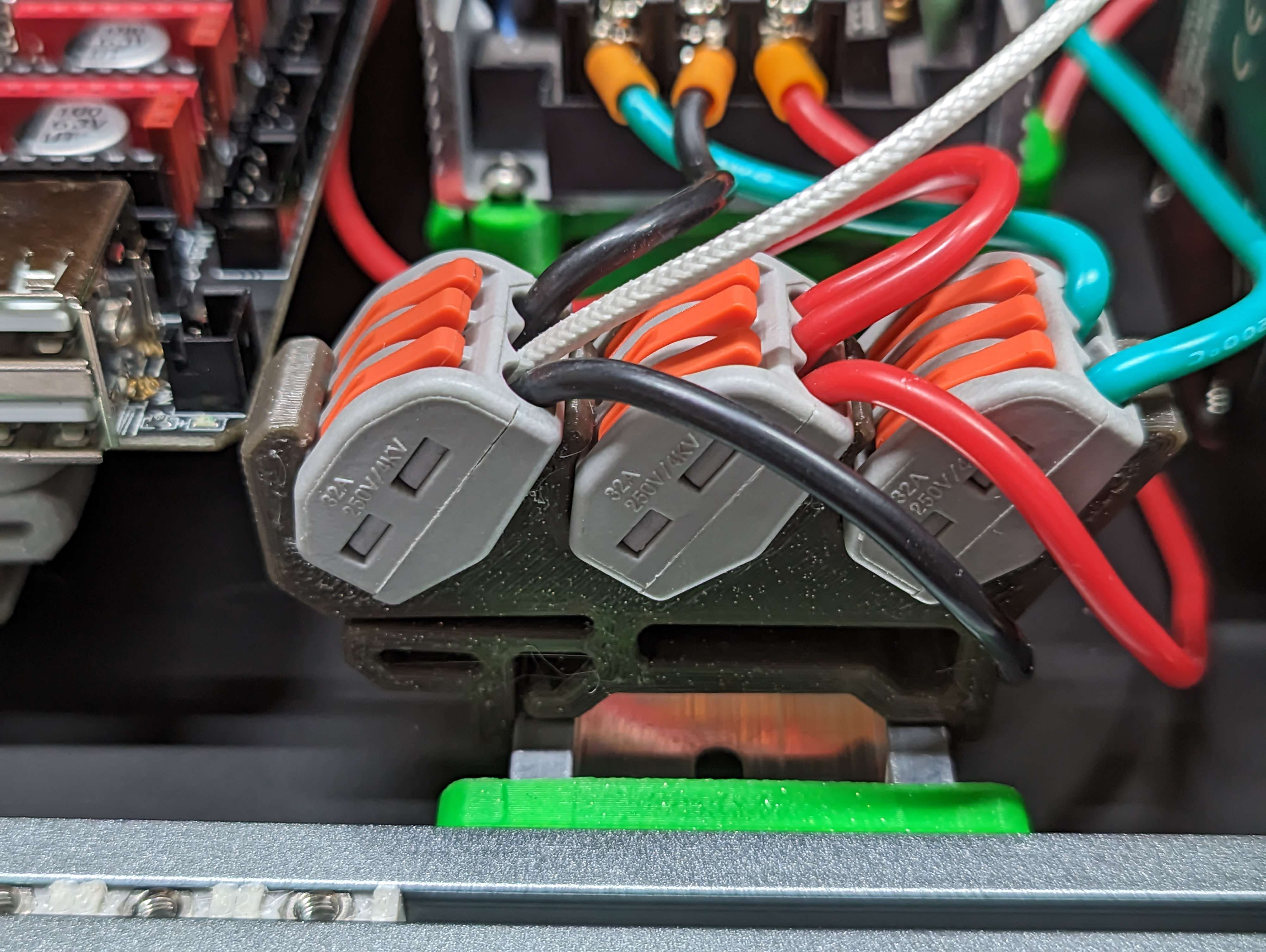 3 x Wago 222-413 DIN Rail Mount