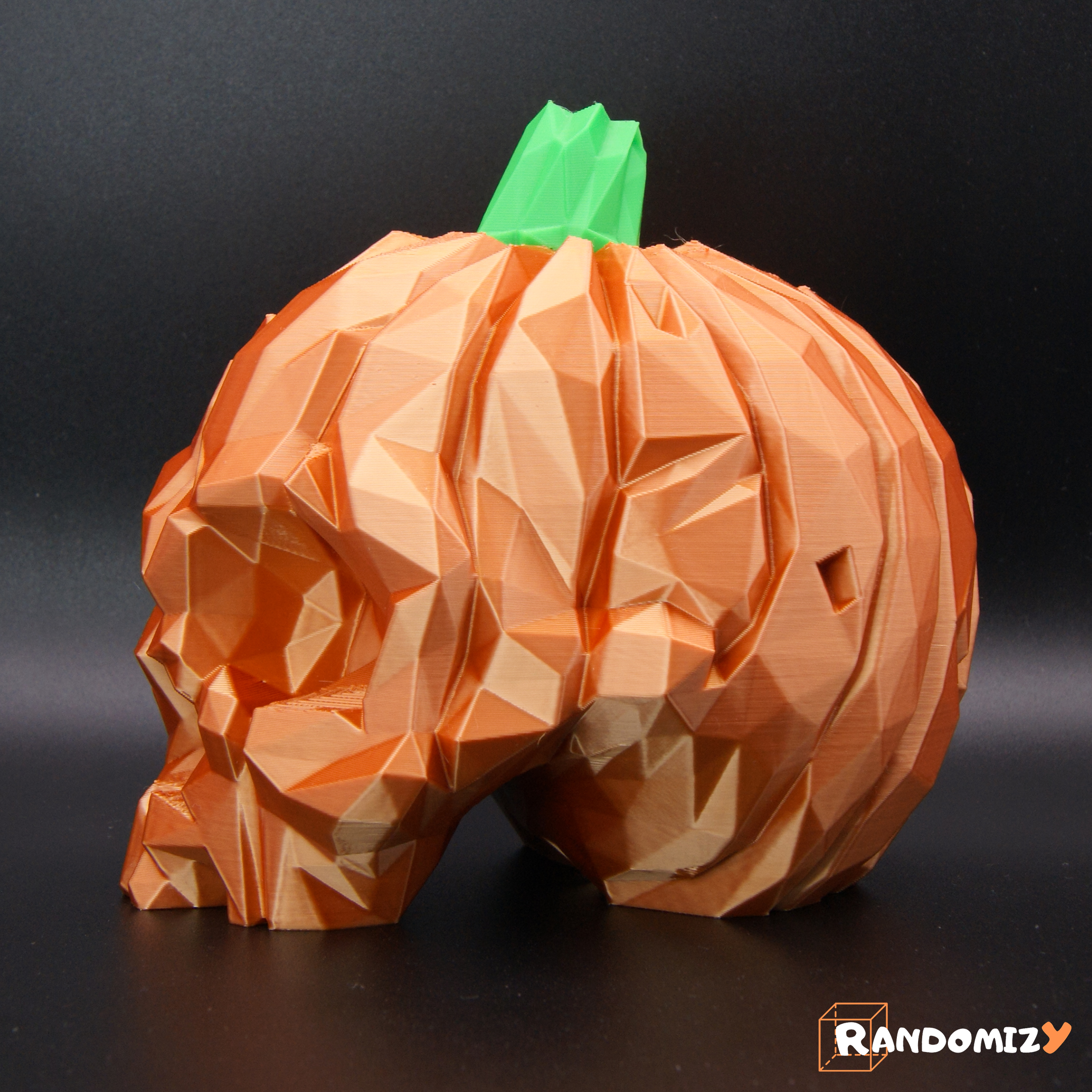 Miniatura 2 do modelo 3D Pumpkin Skull - Low Poly