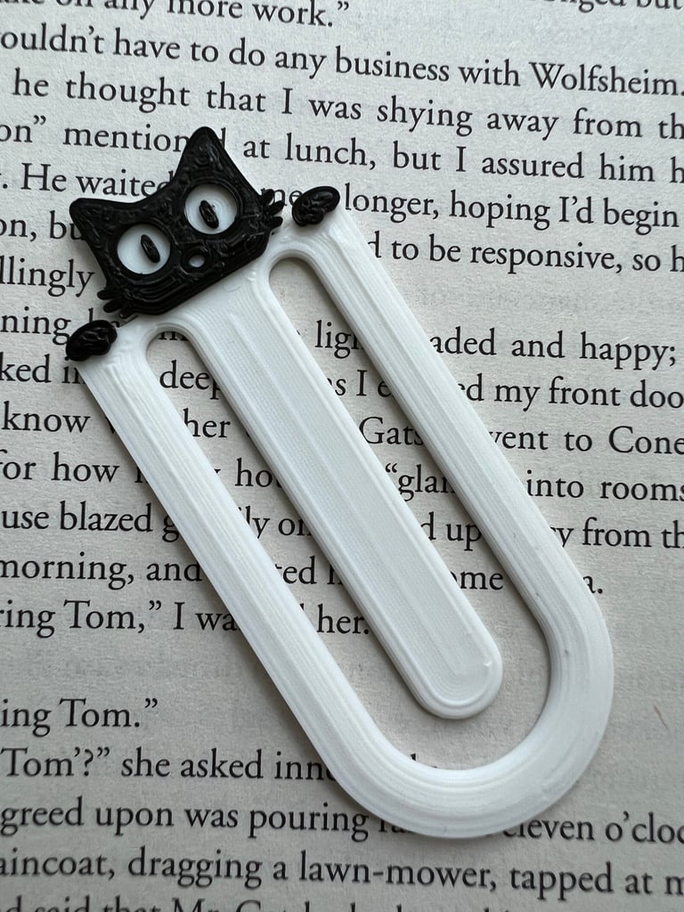 Peeking Cat Bookmark