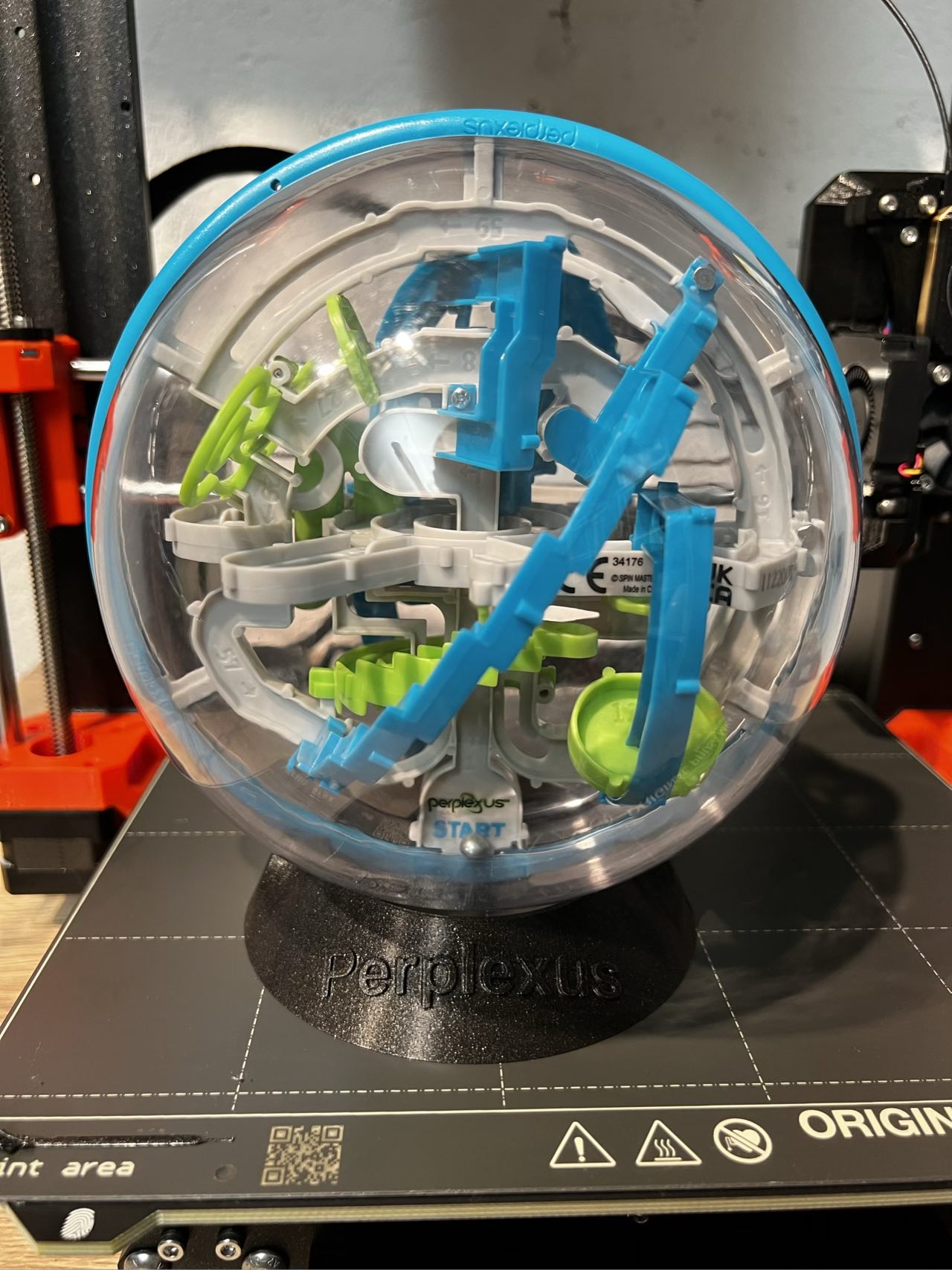 Perplexus 70 stand