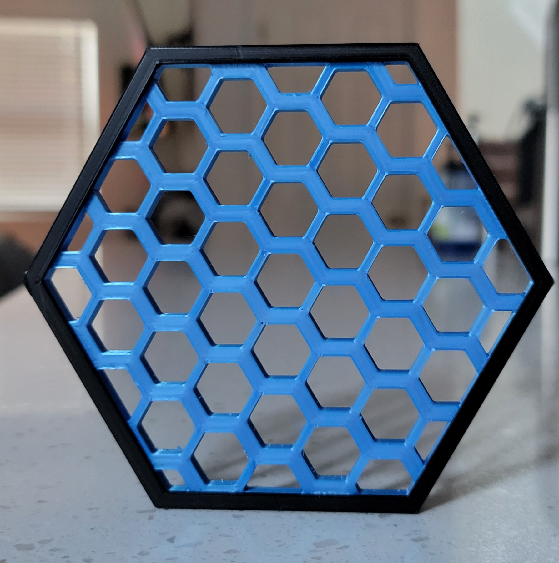 Miniatura 4 do modelo 3D Honeycomb Coaster