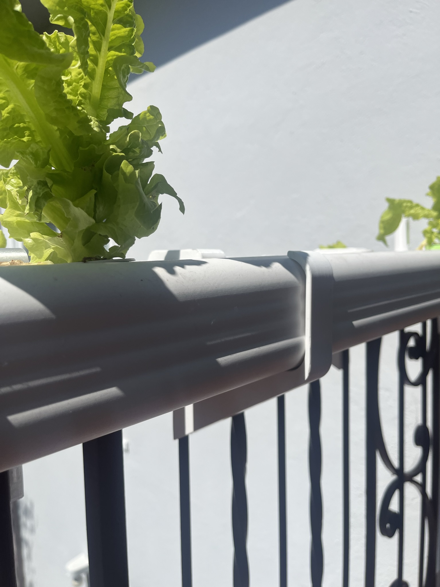 Hydroponic 3x4" downspout railing mount by bjamdesign Download free