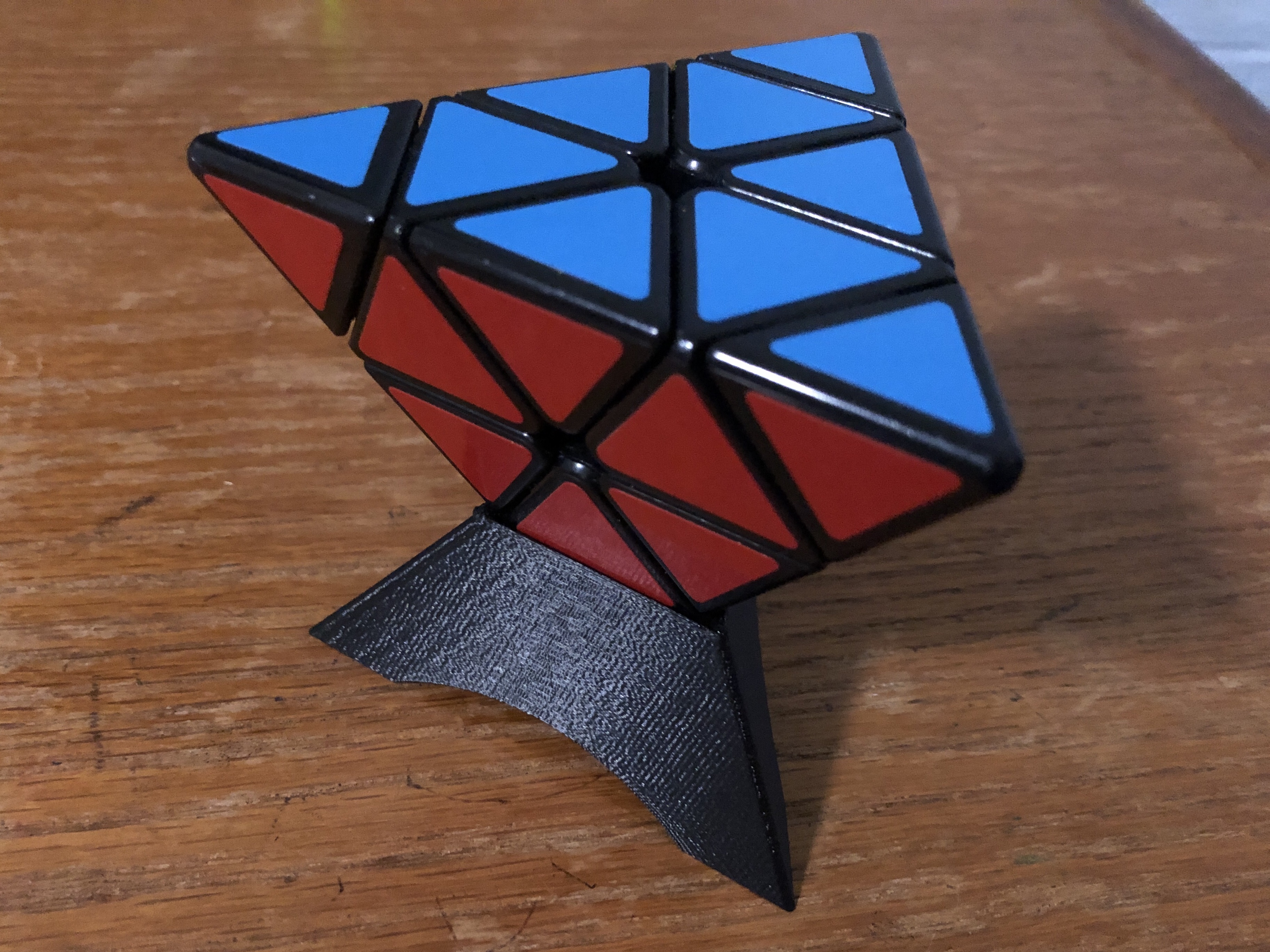 Pyraminx Holder — thumbnail 2