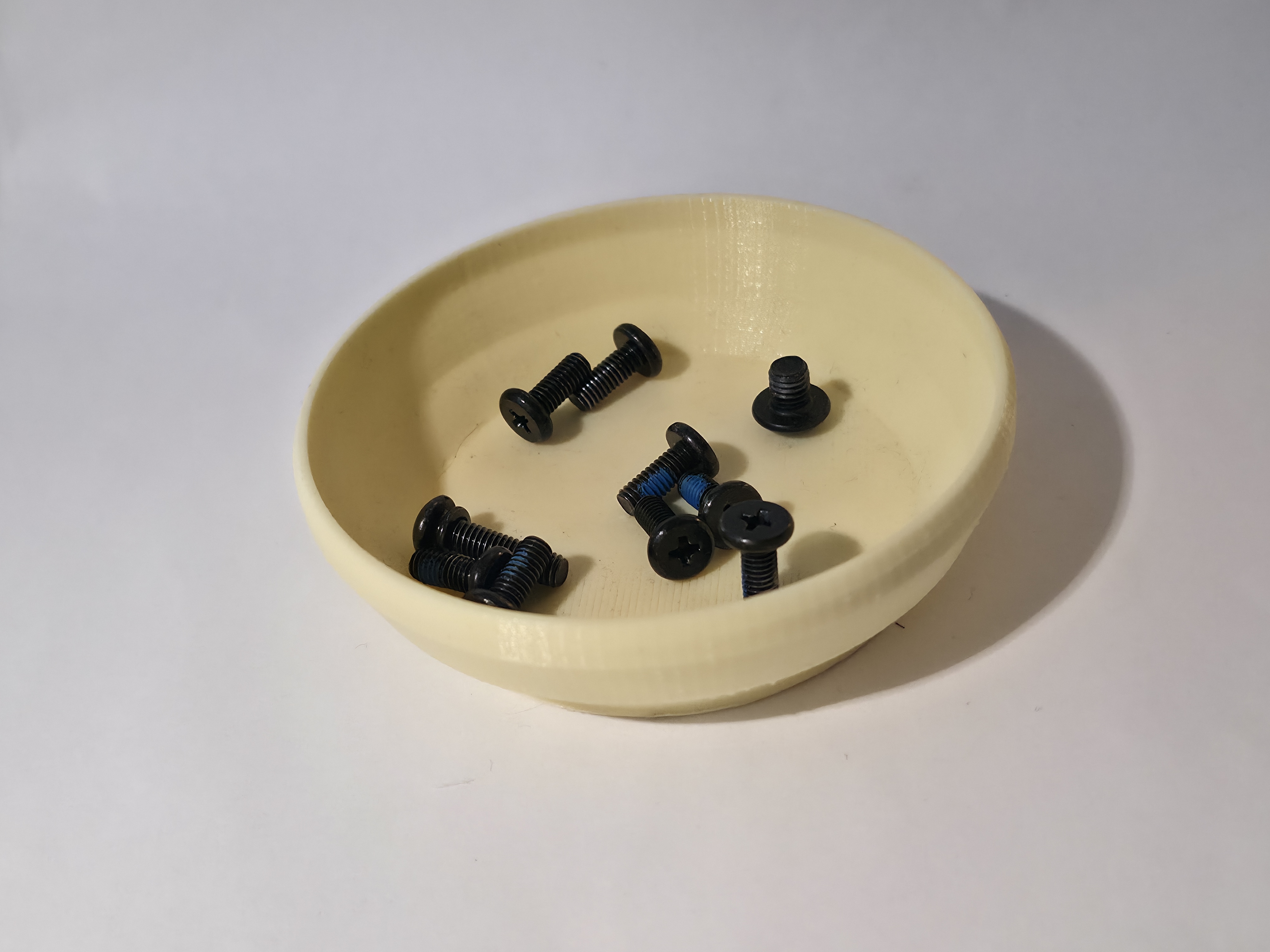 Screw Bowl with Magnet Inserts