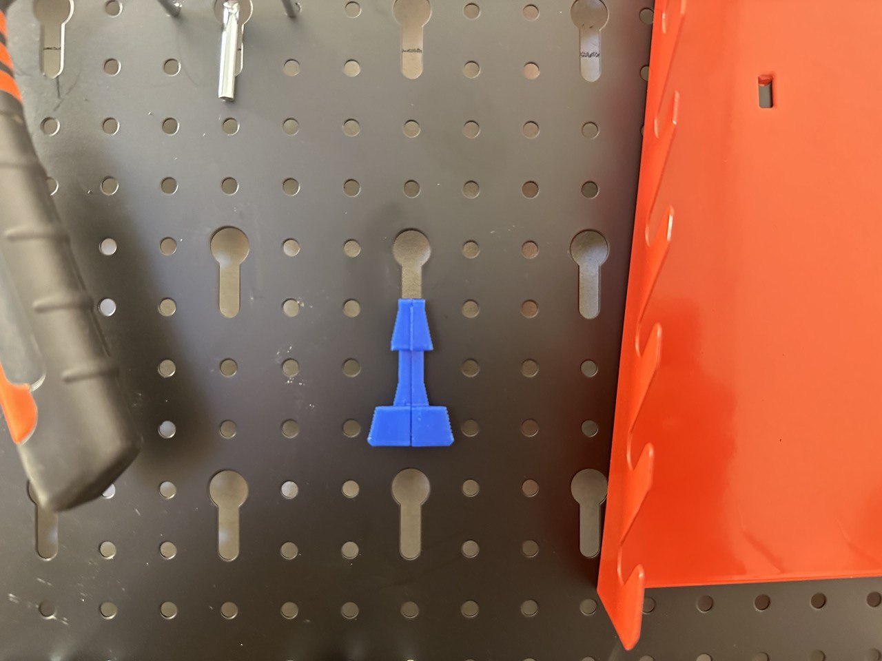 Sy's Peglock - Garage Pegboard Tool Attachment 3D model thumbnail