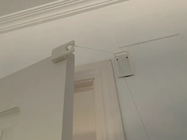 Supportless Automatic Door Closer
