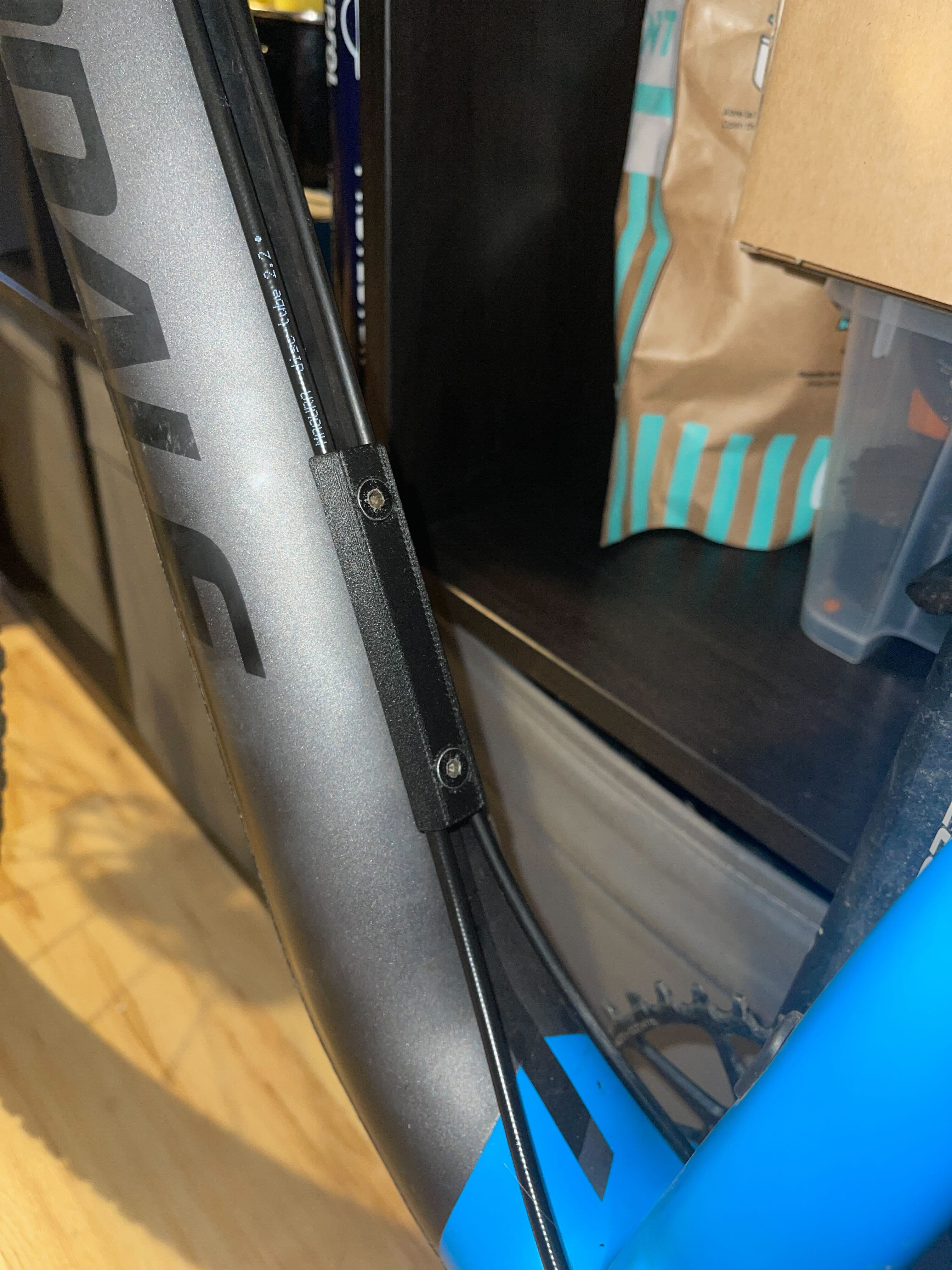 Cannondale bottle mount cable routing holder/clamp by JaSi Download