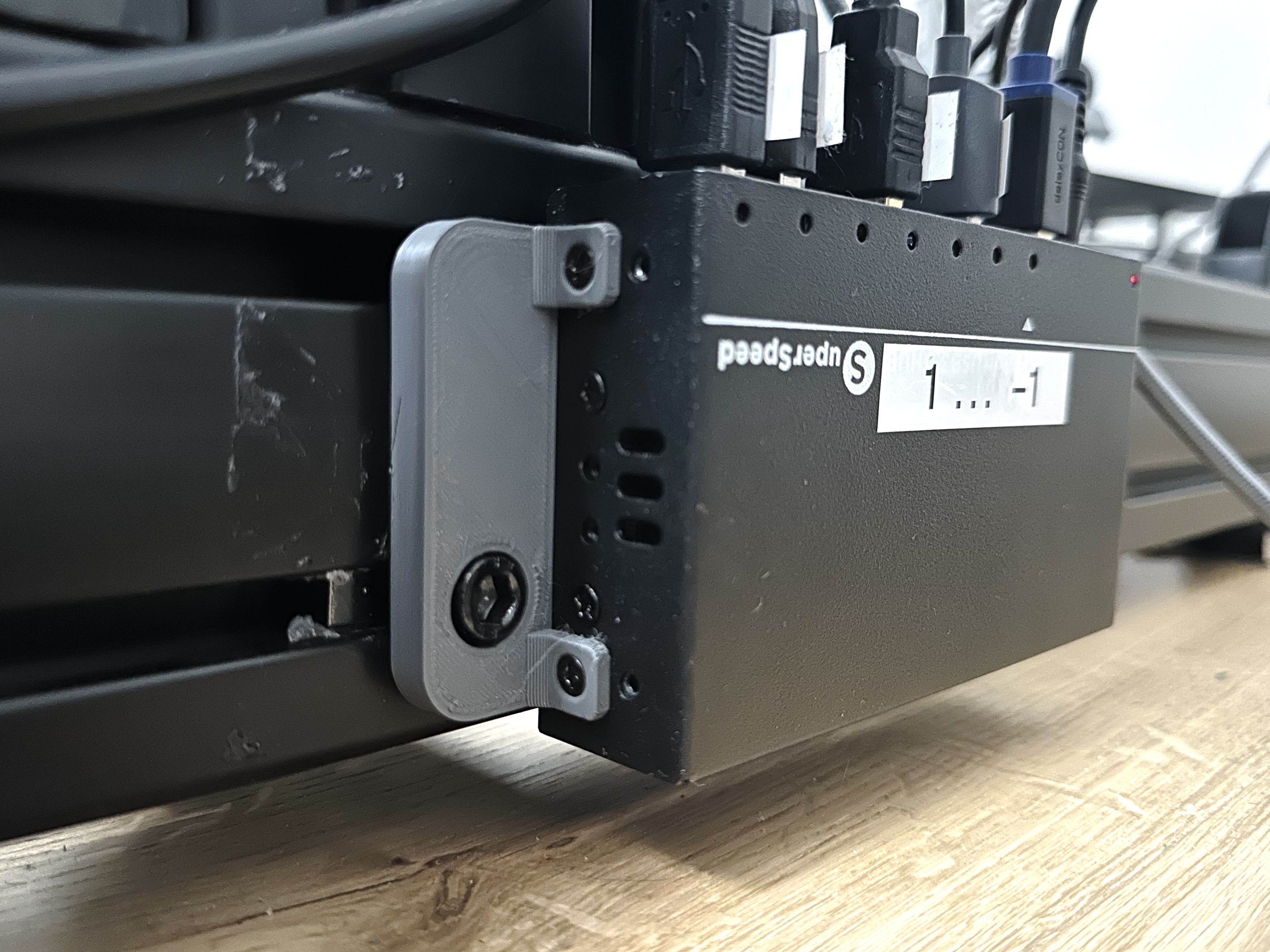 Mounting Brackets for Kalea Informatique 7-port USB 3 Hub