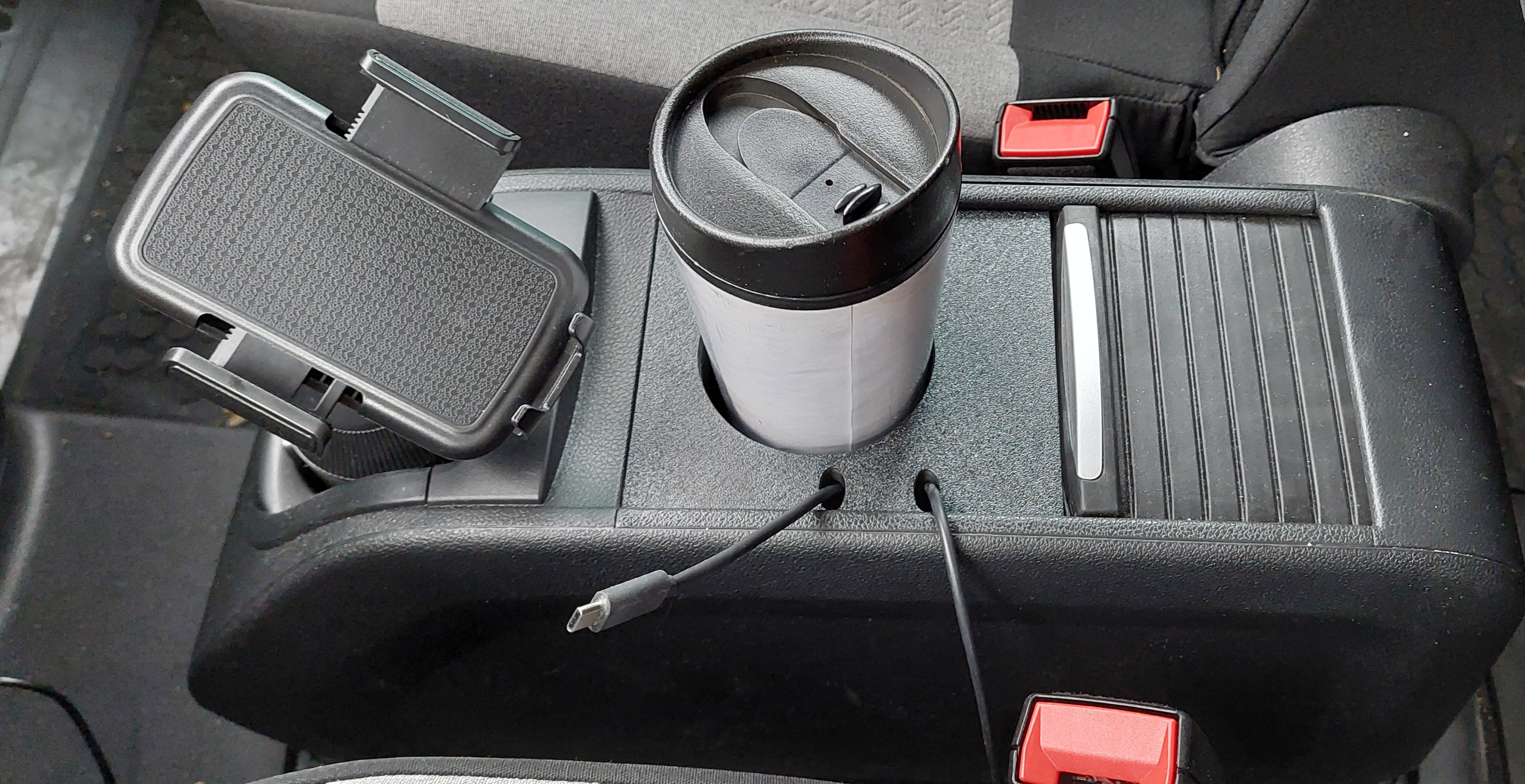 Cupholder & USB Holder for aftermarket center console - Rifter, Berlingo, Combo, Proace, Combo 2018