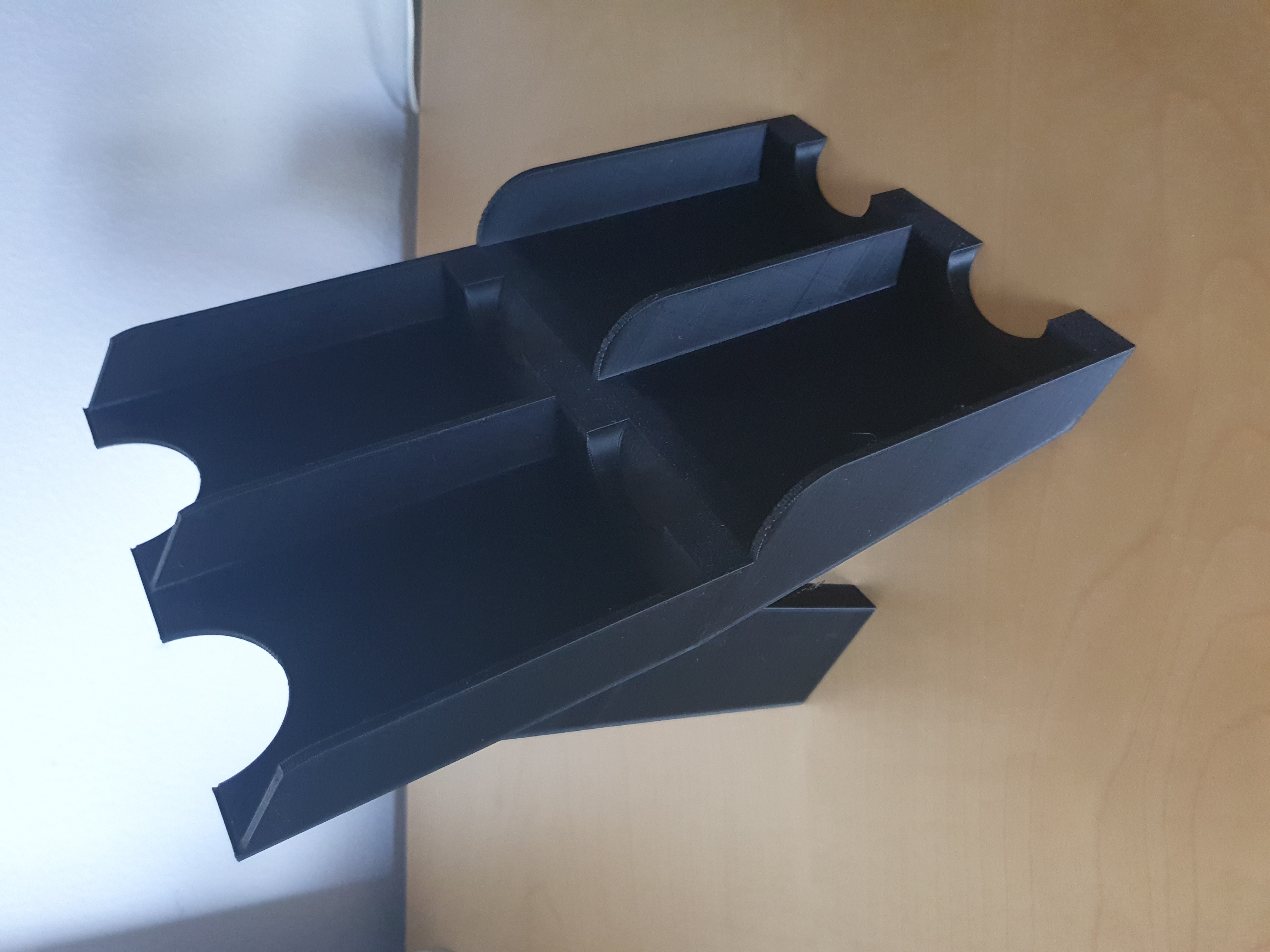 Miniatura 2 do modelo 3D Stackable card deck stand