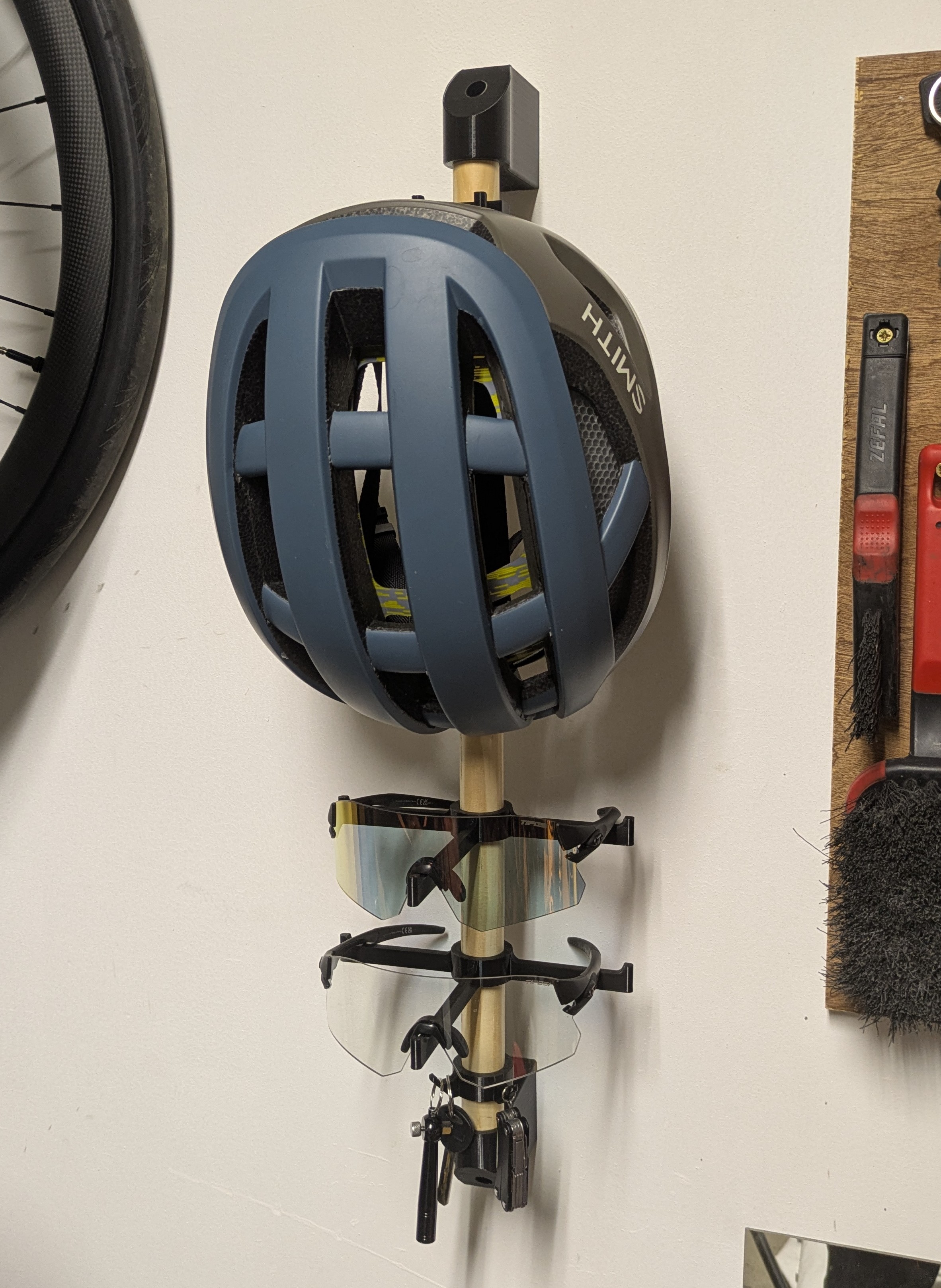 Cycling gear rack