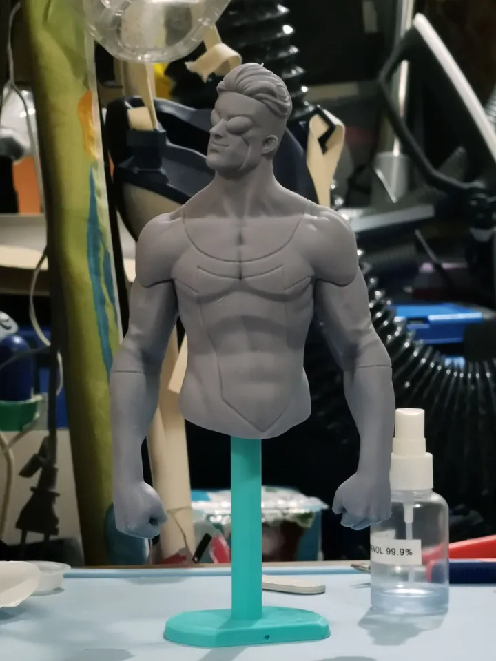 STL file Omni Man (Invincible) + Bust 👨・Model to download and 3D  print・Cults